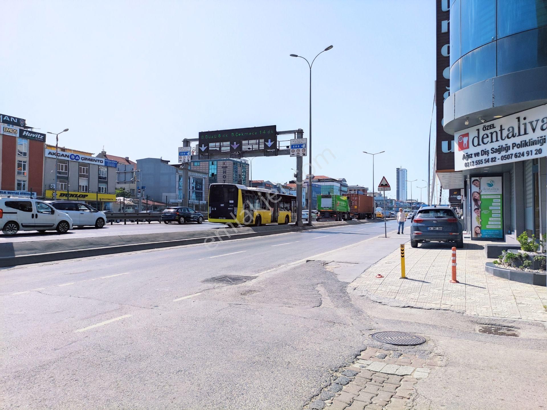 █ Caymaz'dan Avcılar Üniversite Mah. Metrobüse Yürüme Mesafesinde 1+1 █