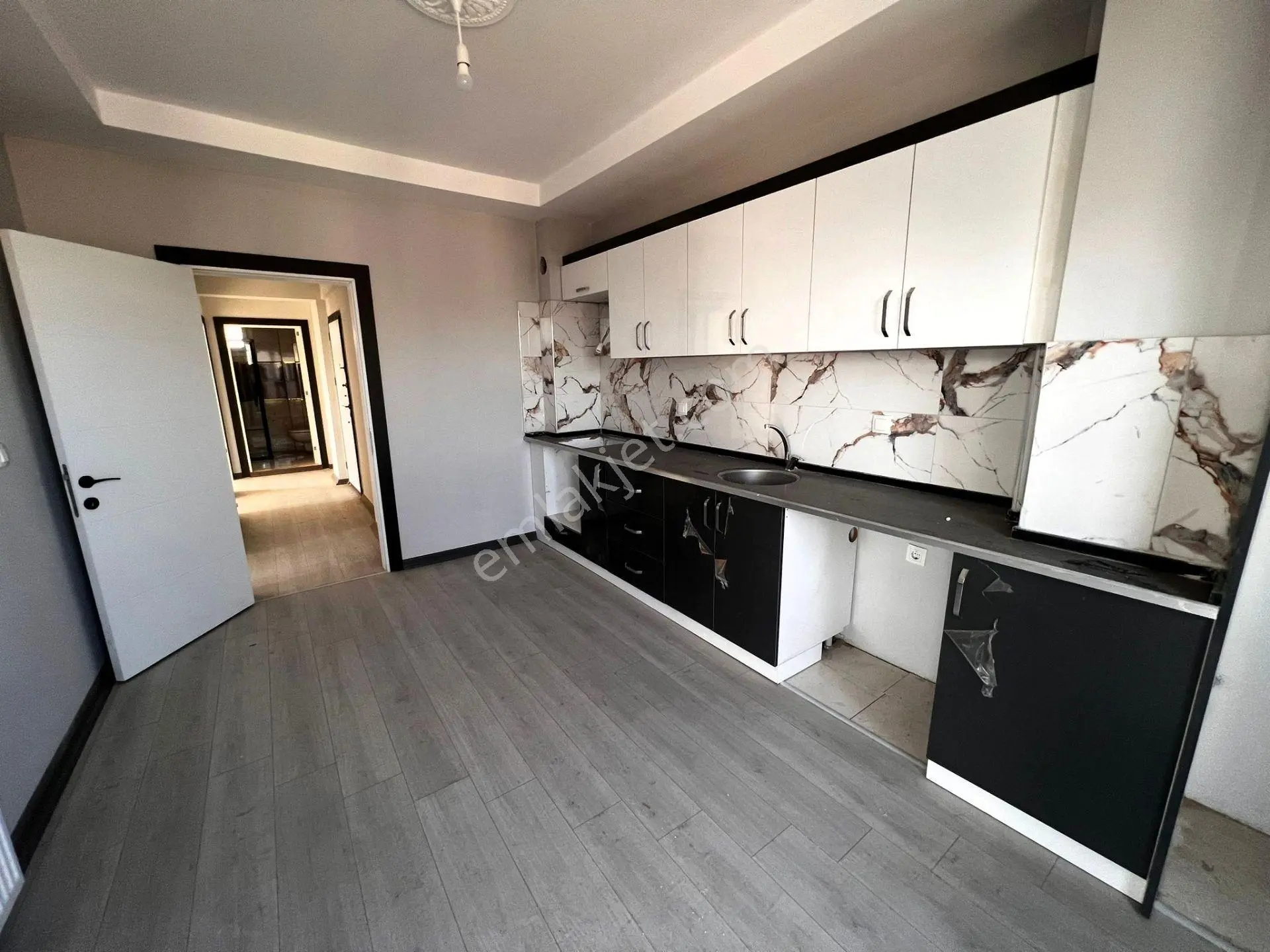 İzmir Torbalı Yazıbaşın Da Kiralık Daire 2+1 - Görsel 7