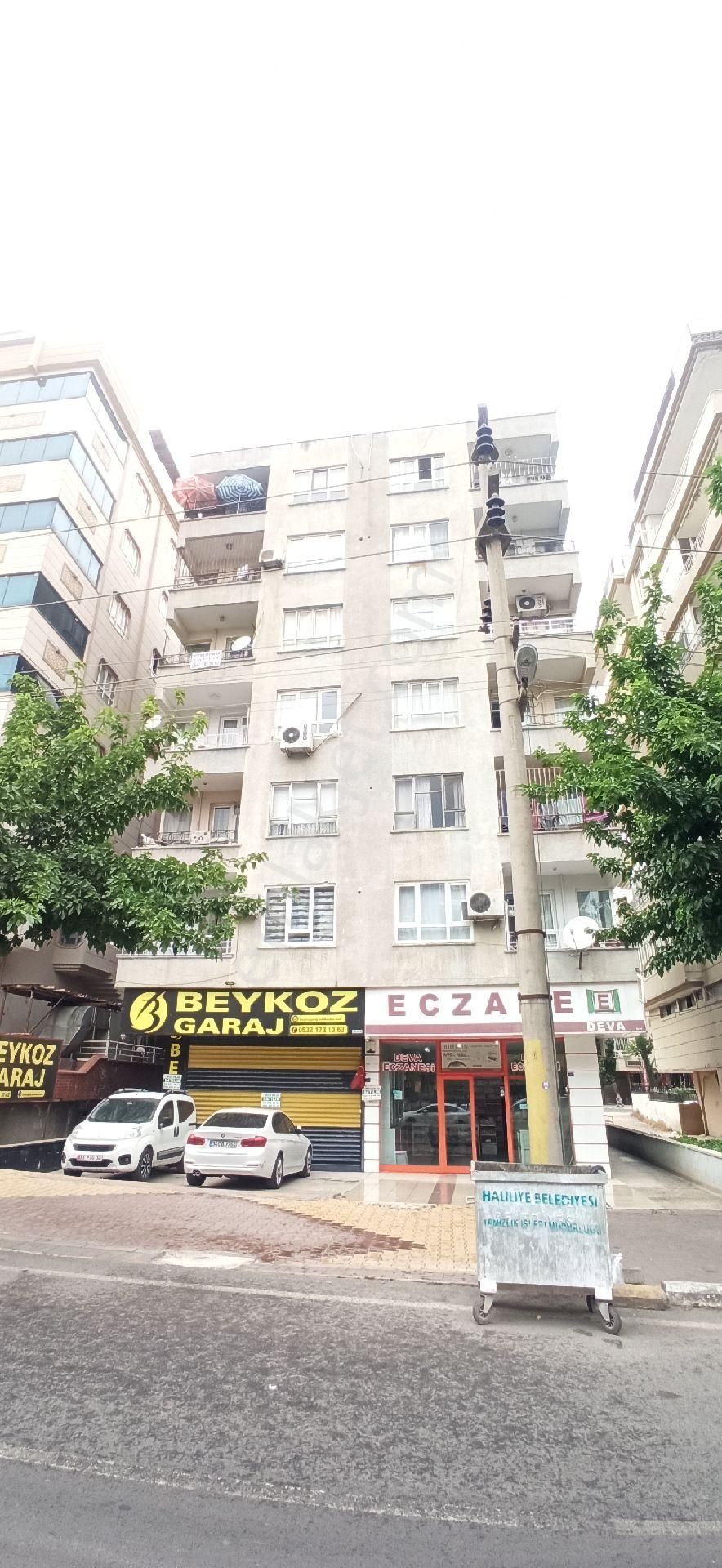 Yolbilir Emlak Tan İpekyol Da Satılık Ara Kat Daire