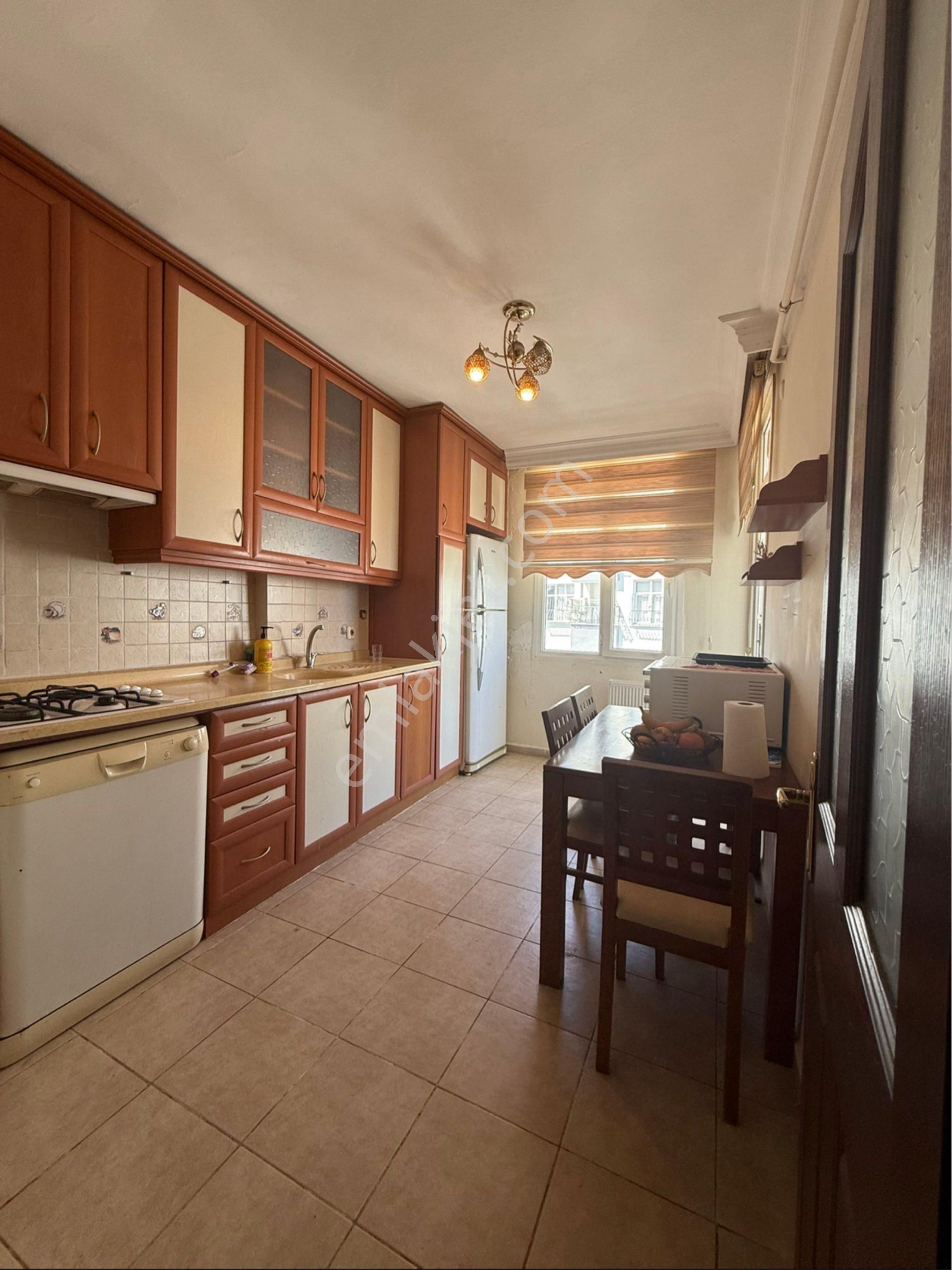 📍 Güzelyalı’da Konum Şahane – Konfor Üst Düzey – Fırsat Kiralık!