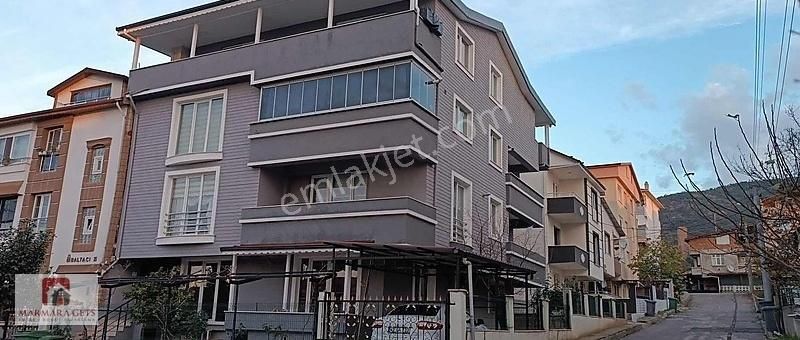 Marmara Gets - Körfez Hacıosman'da Kiralık Geniş Dublex Daire