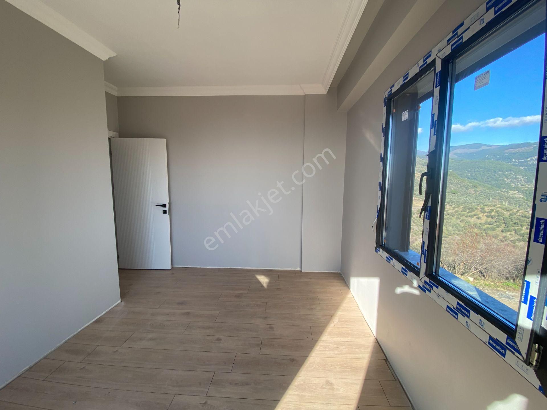 Altınoluk İlkbahar'dan Muadili Olmayan Deniz Manzaralı Triplex Villalar - Görsel 23