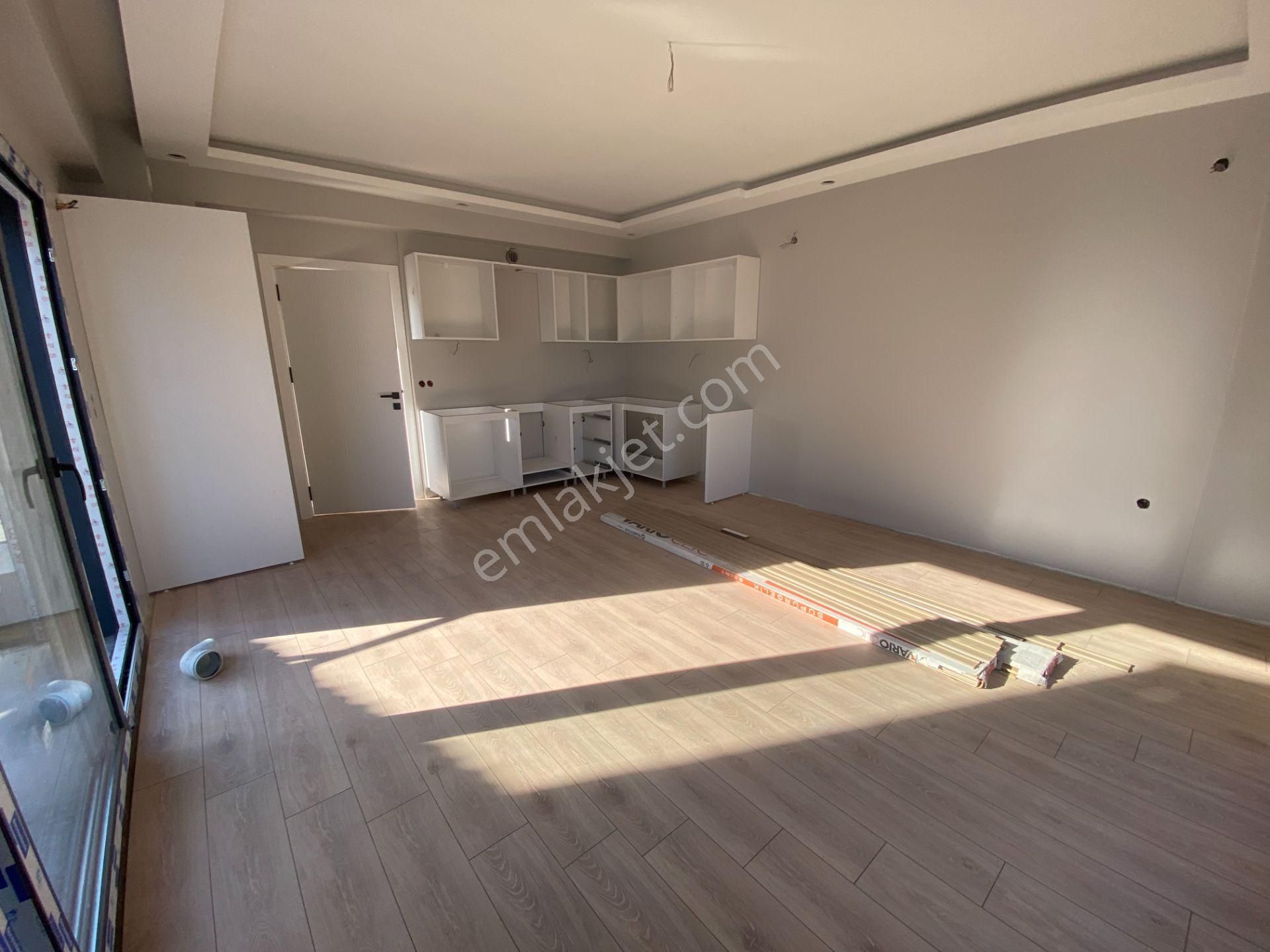 Altınoluk İlkbahar'dan Muadili Olmayan Deniz Manzaralı Triplex Villalar - Görsel 13