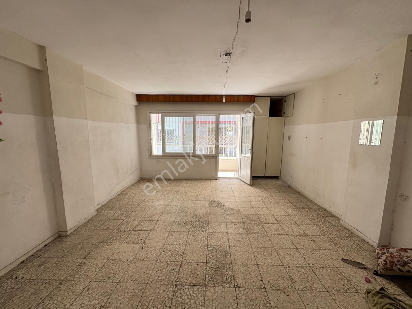 Prestij'den Hamidiye'de Askerlik Şube Civarı Temiz 2+1 Daire