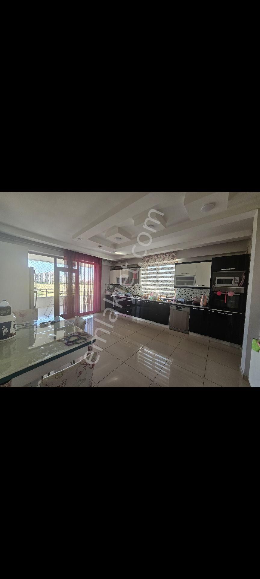 Diyarev Gayrimenkulden Satılık 4+1 Daire