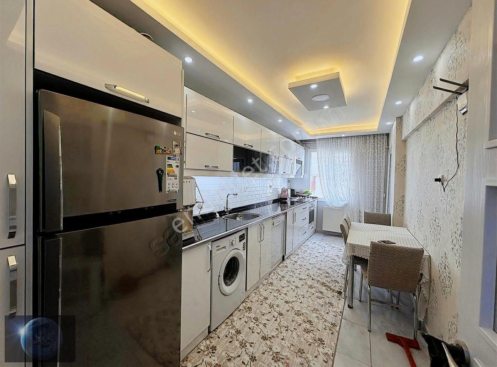 Buca Göksu Mah/de Satılık 2+1 D.gazlı Bakımlı Daire