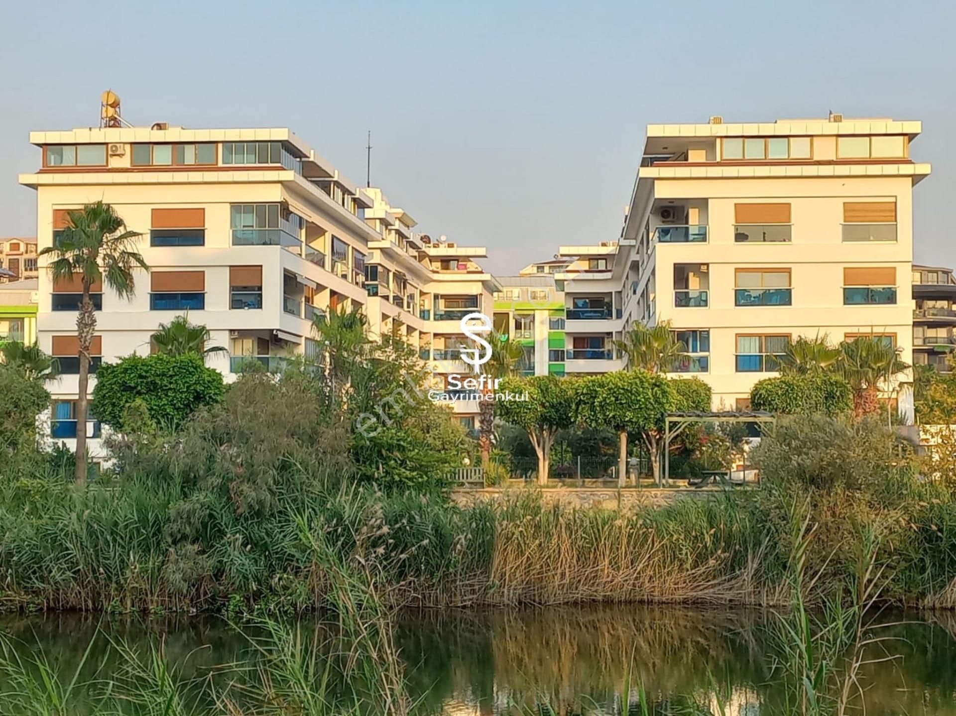 Alanya Kestel'de Satılık Aktiviteli Denize 100 Metre 2+1 Daire