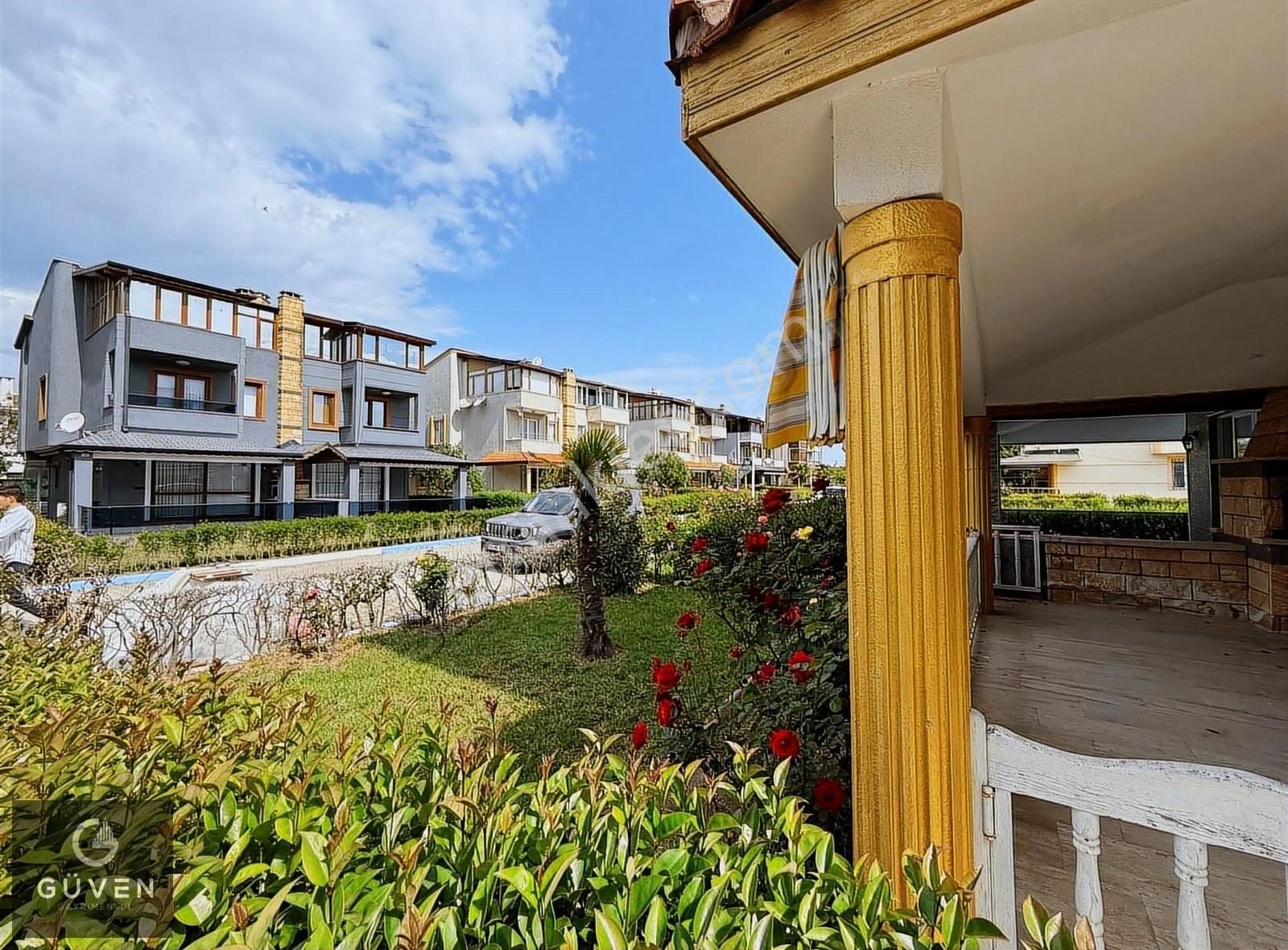 Yeniçiftlik Kupon Villa