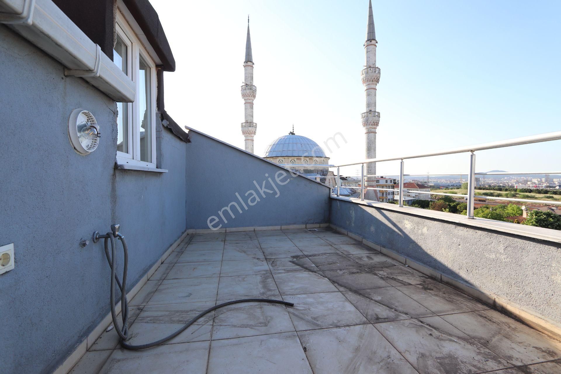 Emlak Pazarlama Aş'den 2+2 Kiralık Teraslı Dubleks Daire