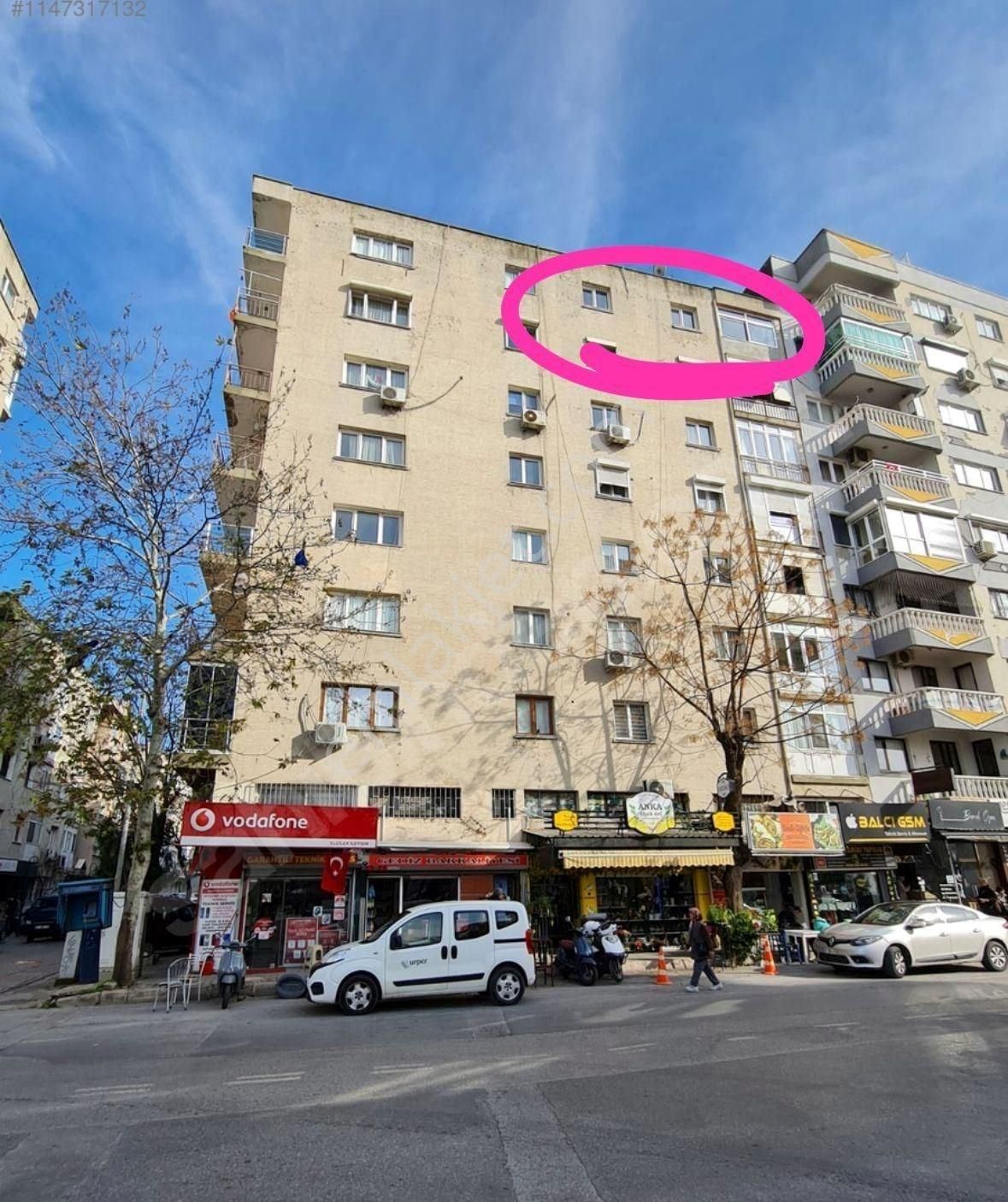 Bornova Aşık Veysel Parkına Yakın 2+1