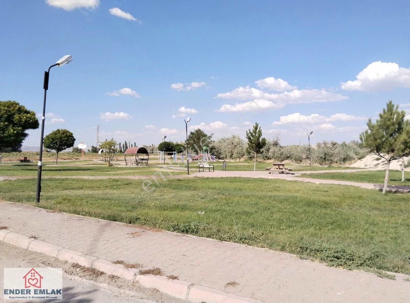 Saraybosna Mahallesi Satılık Müstakil Evli Arsa - Görsel 4