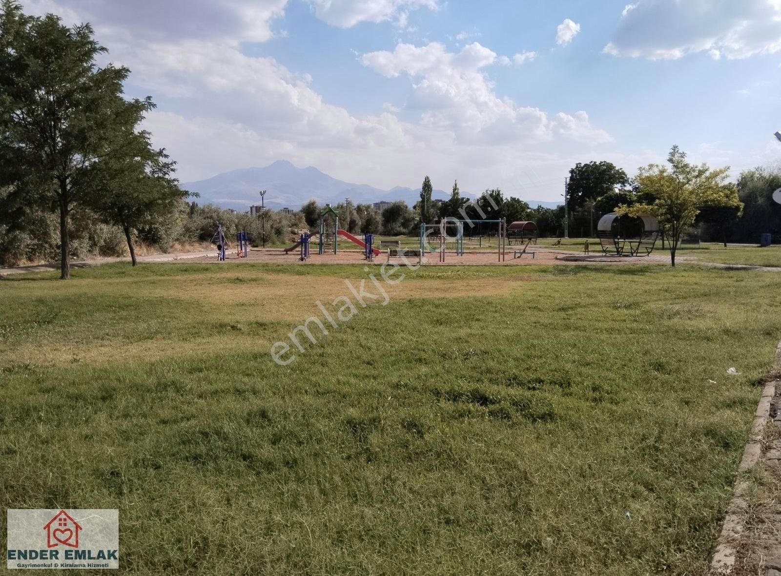 Saraybosna Mahallesi Satılık Müstakil Evli Arsa - Görsel 5