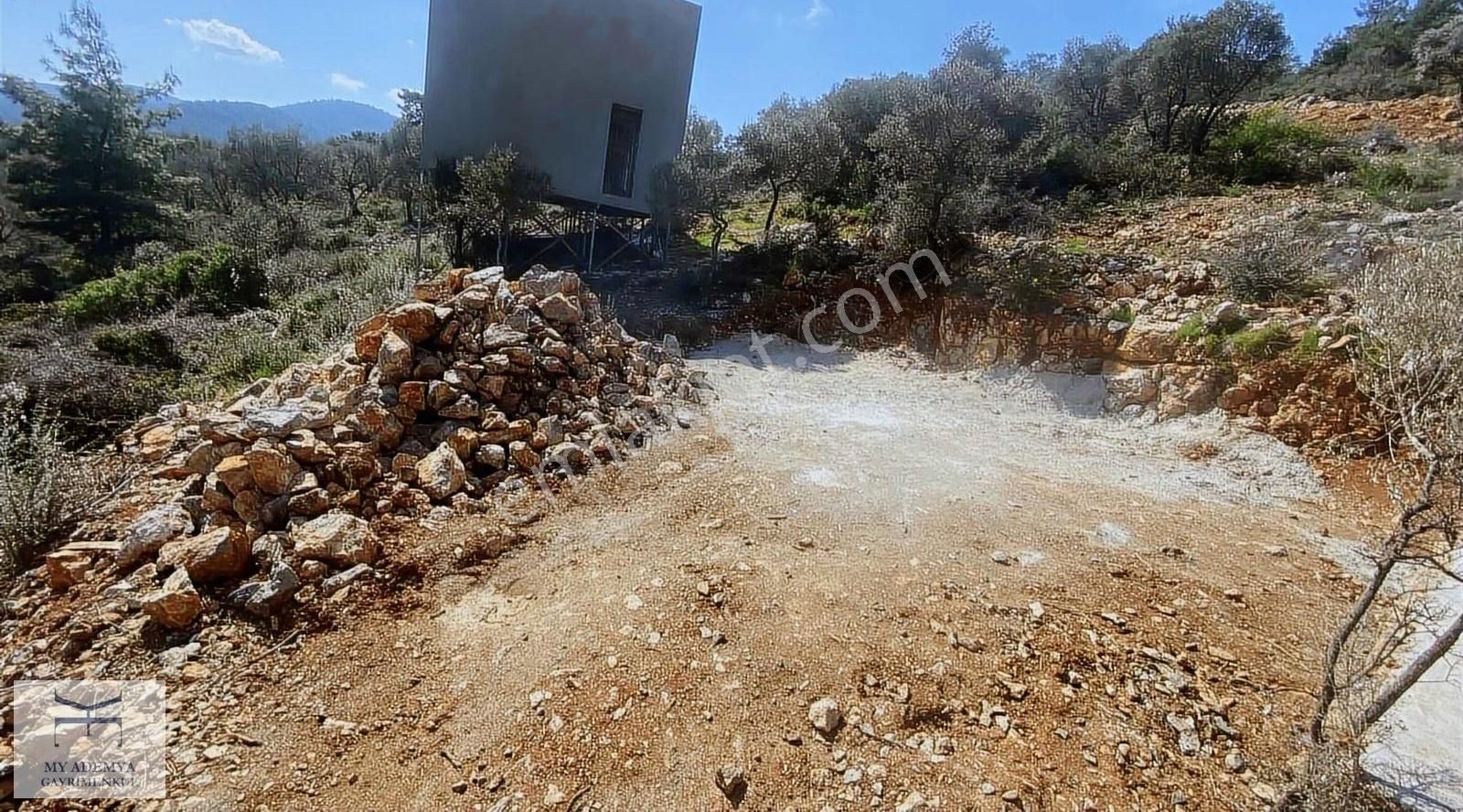 Bodrum Kızılağaç'ta Uygun Fiyata Satılık 240 M2 Arazi