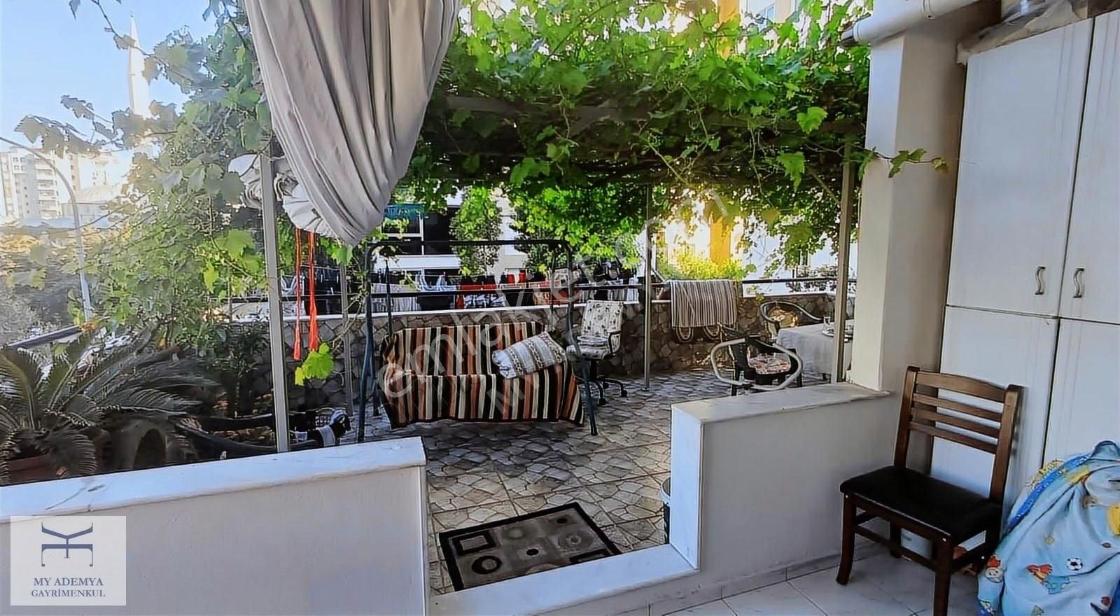 Yurt-fatih Karakolu Civarı Geniş 3+1