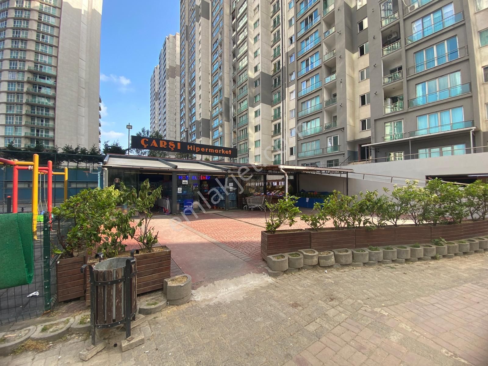 İstanbul Esenyurt Fi Towers'da Geniş Ve Bakımlı 2+1 Satılık Daire