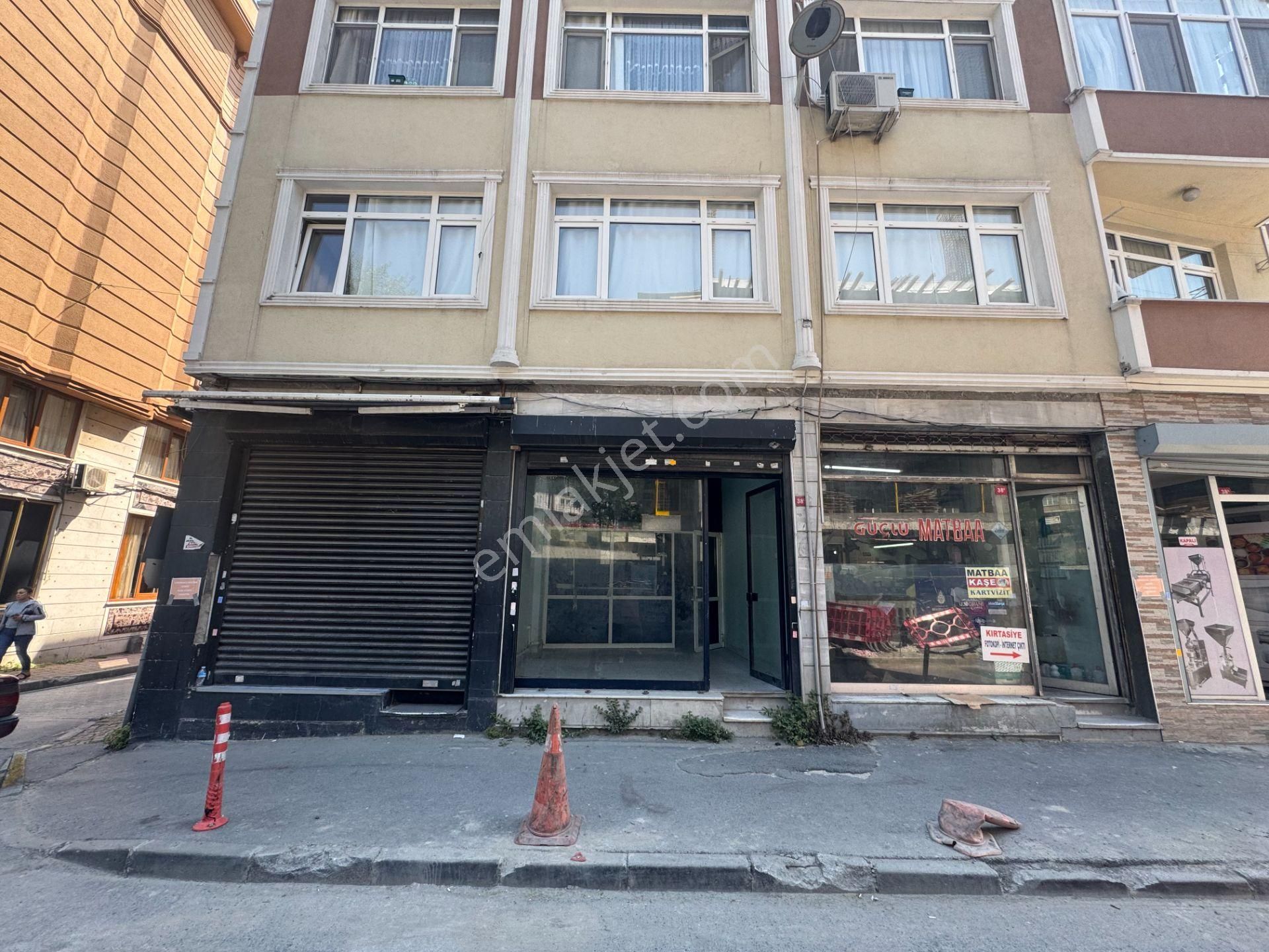 Turyap' Tan Fatih Aksaray' Da Harika Konumda Düz Giriş Satılık Dükkan