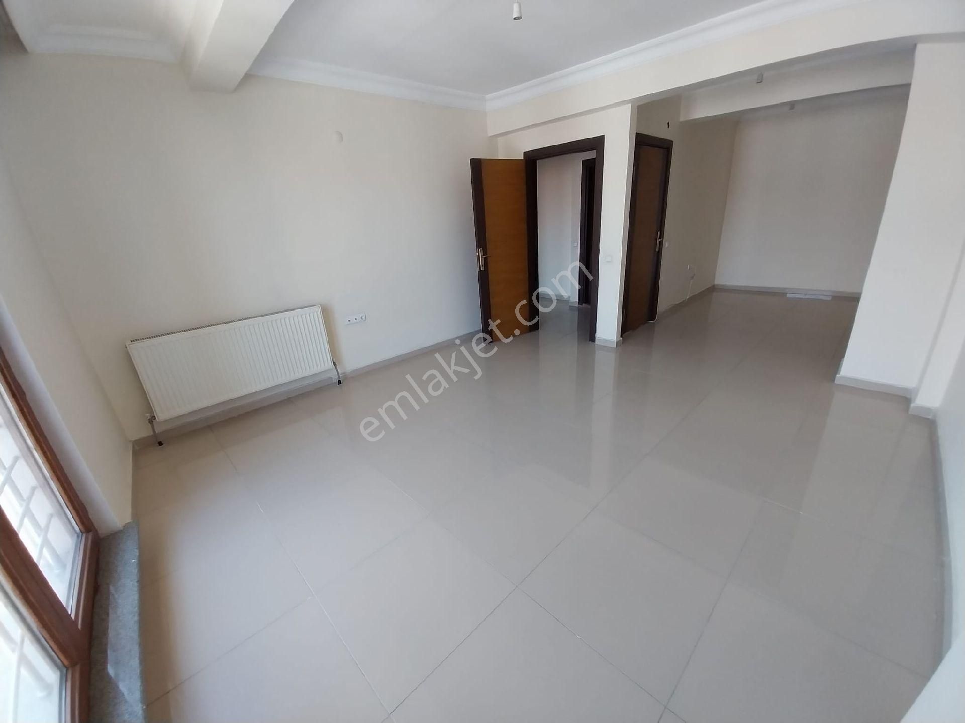 Kurtuluş Mah. Adliye Yakını Kombili Asansörlü 2+0 Kiralık Daire
