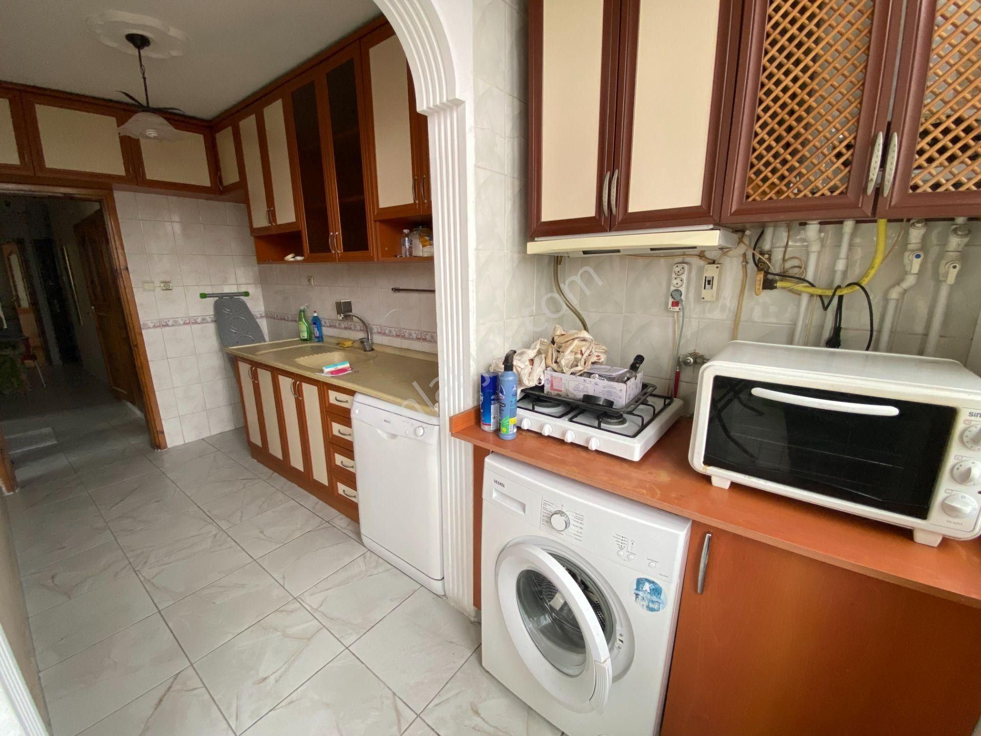 Lidya Emlak'tan 2+1 90m2 Kaymakamlık Yanı Satılık Daire