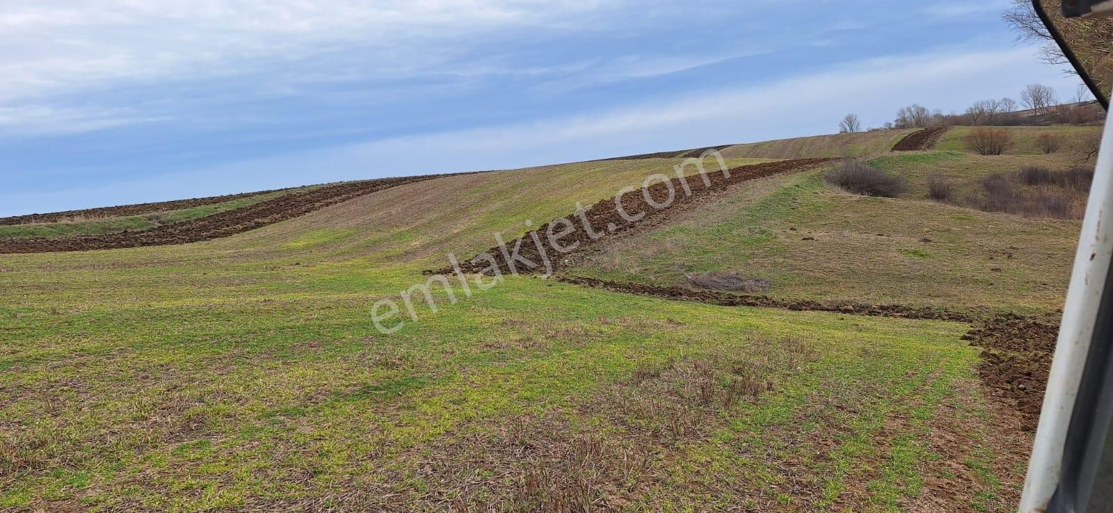 Tekirdağ Saray Çorlu Yolu Üzerinde Tek Tapu 49.896.51 M2 Arsa