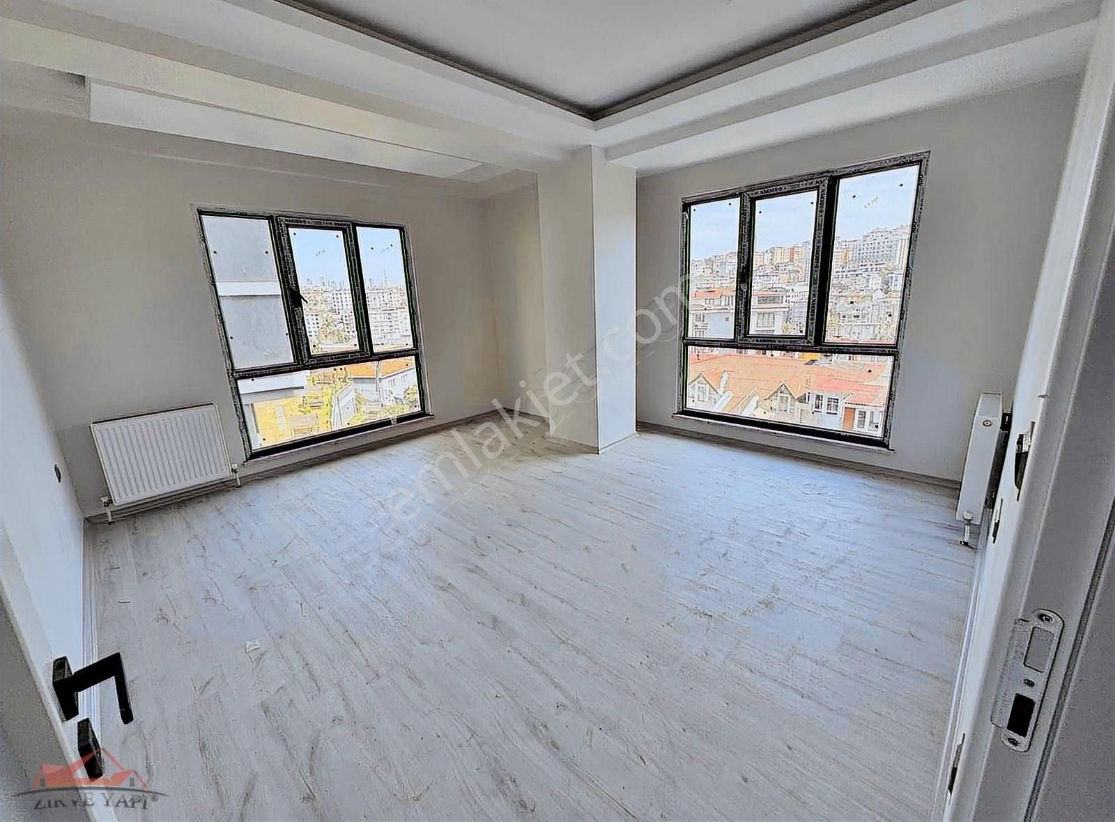 Eyüp Karadolap Metro Yakını Sıfır Site 6.kat 2+1 85m2 6.500.000t