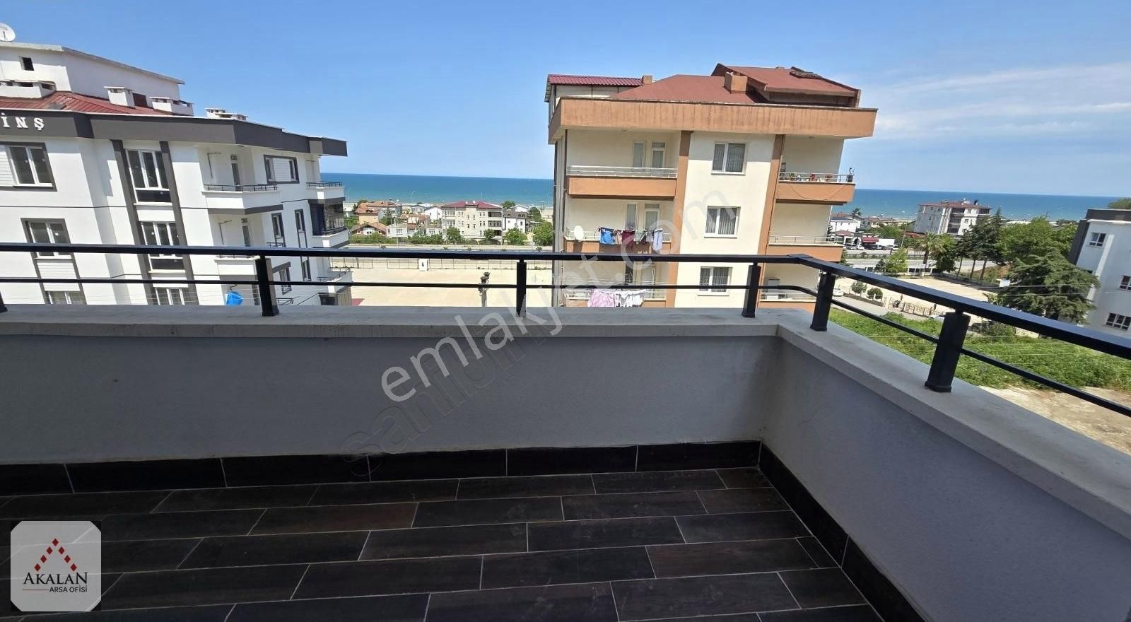 Atakum İncesu Denız Manzaralı Esyasız Kiralık 1*1