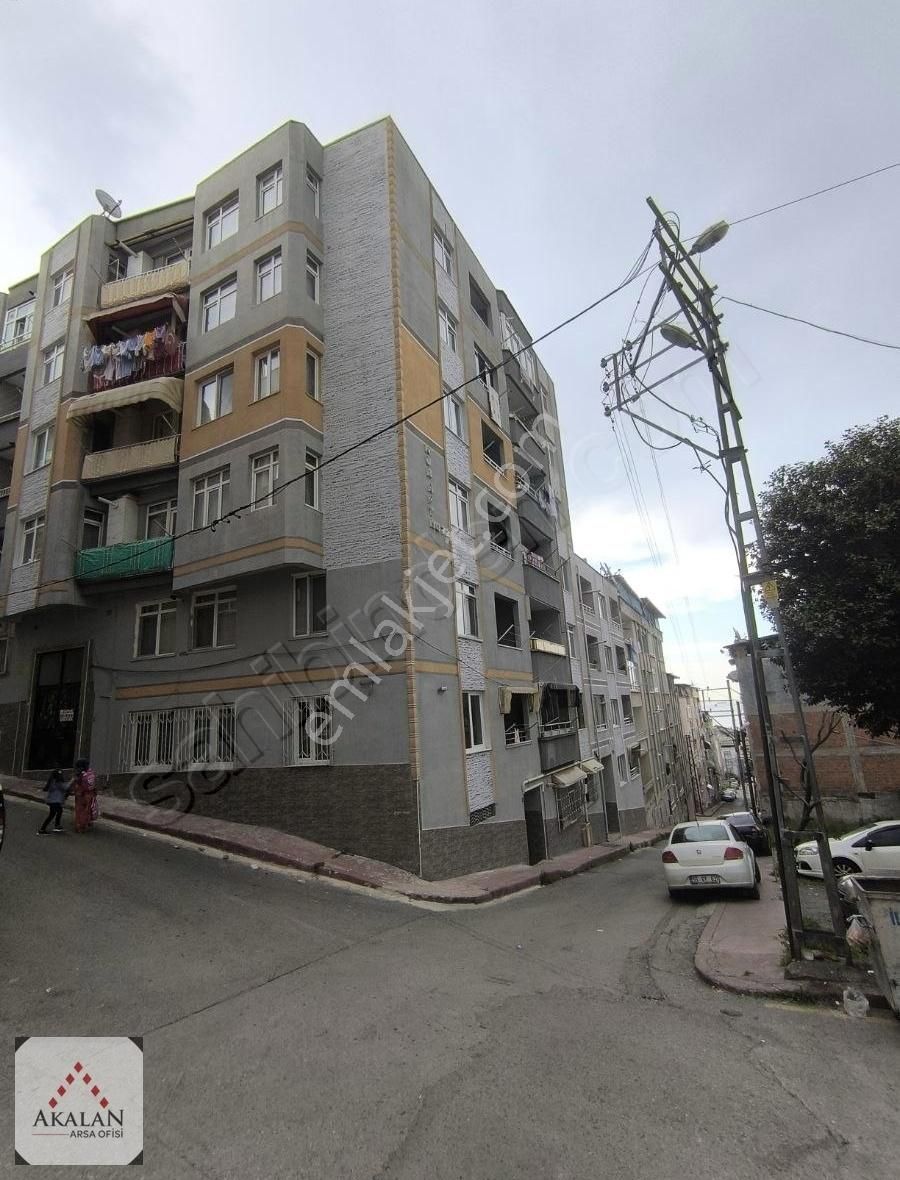 Akalan Murat Dan İlkadım Selahiye Mah Satılık 3*1