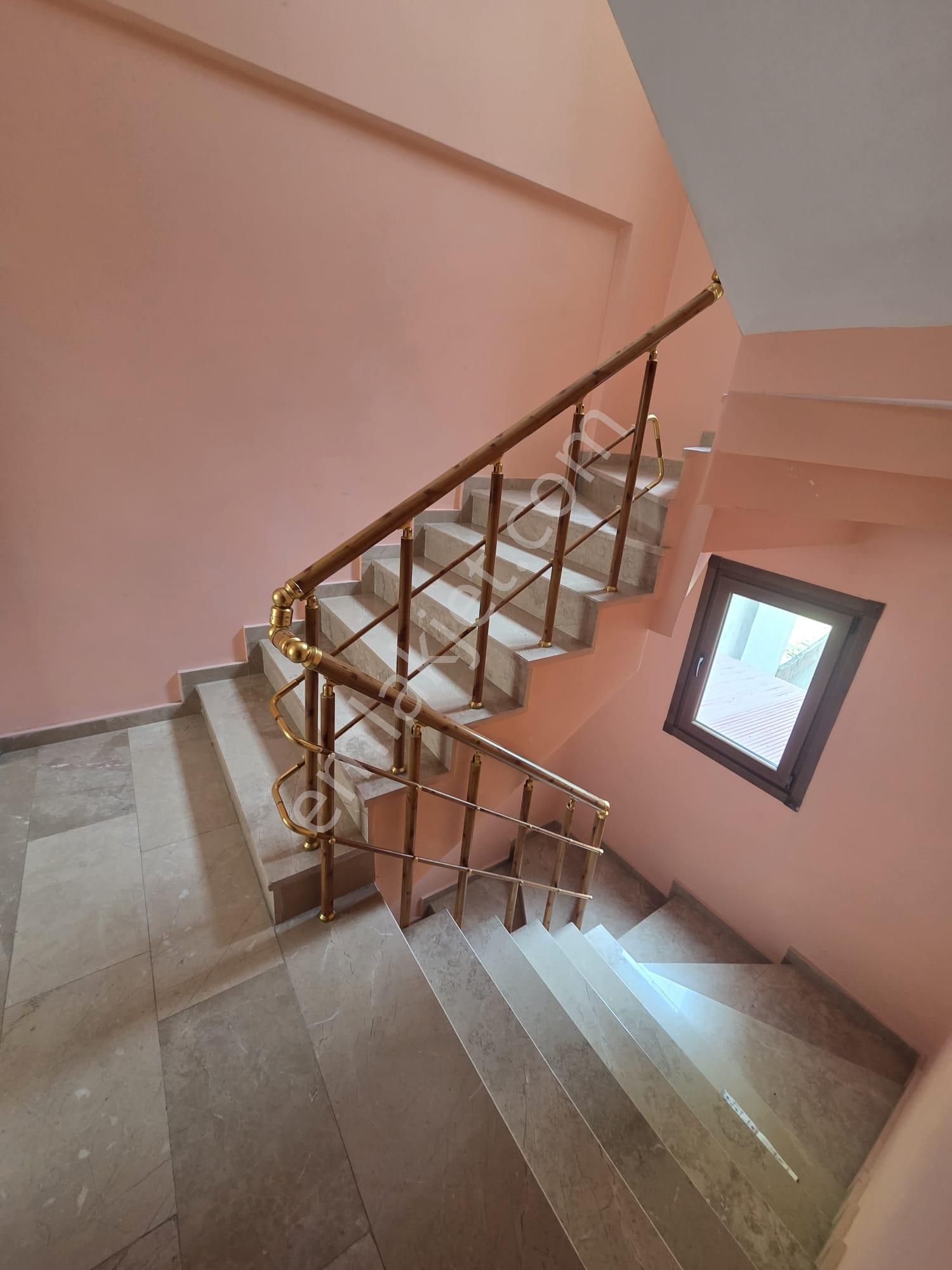 📍satılık 2,5+1 Daire📍 Trabzon Yeşiltepe Mahallesi Yeşiltepe Cami Karşısı - Görsel 15