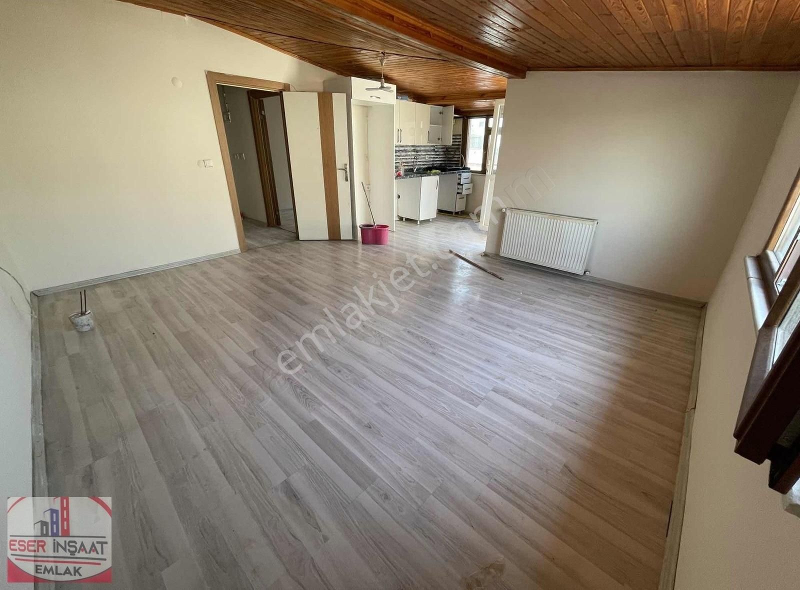 (güncel)eser Emlaktan Kiralık2+1 Amerikan Mutfaklı Çatı Katı