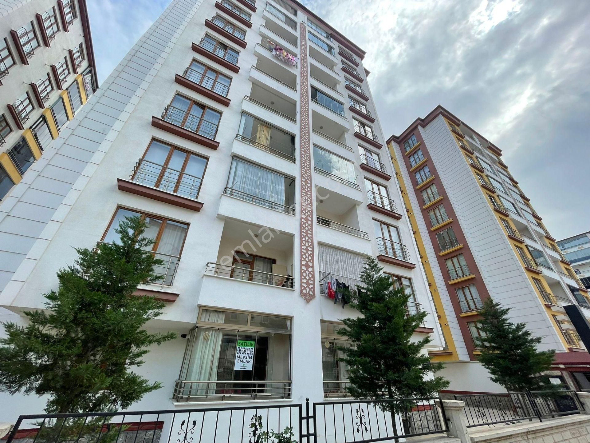 Mevsim Gayrimen'kulden Yeni Mahalle Kaya Life Sitesi 1+1 Satılık Daire