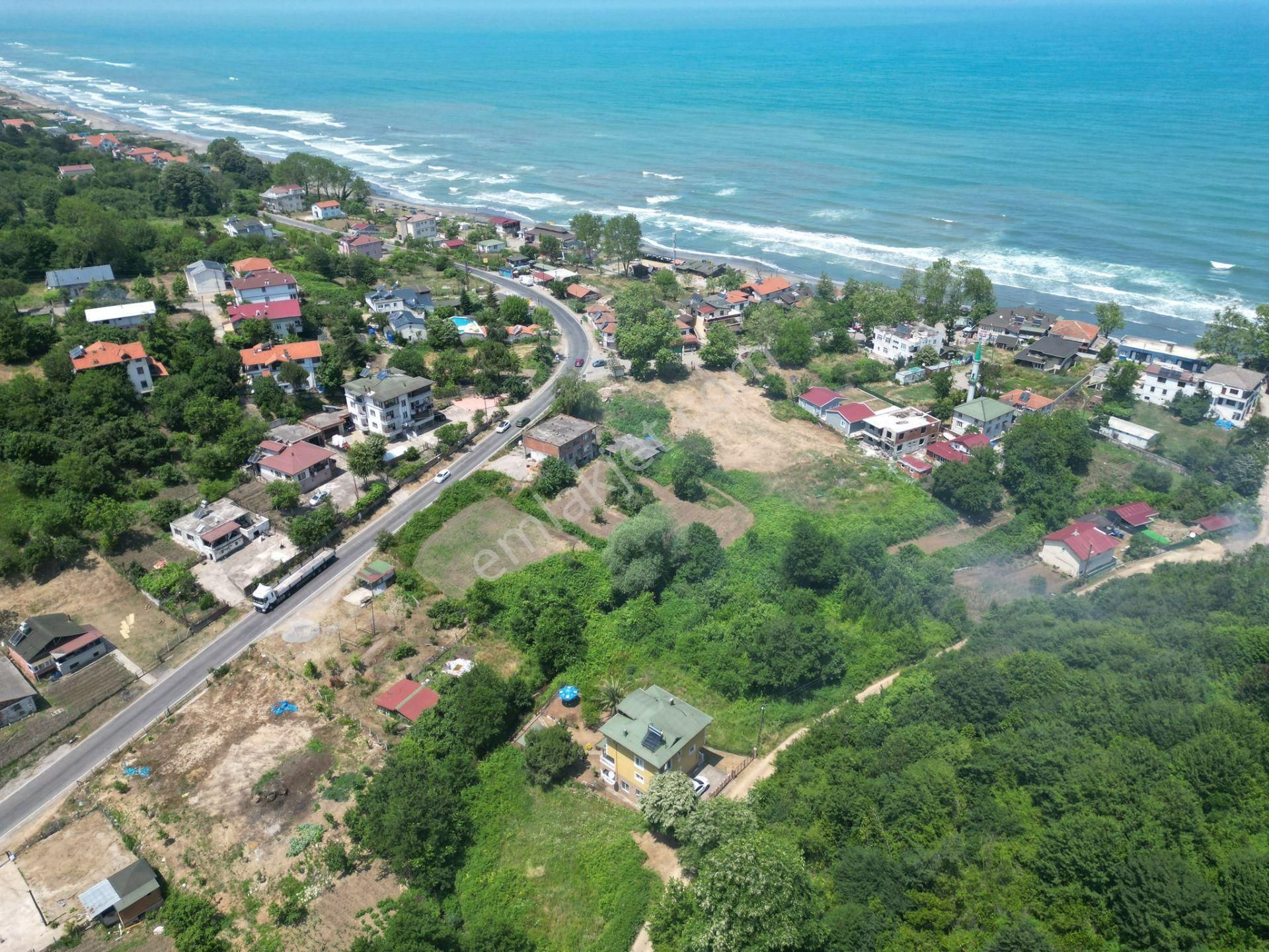 Akçakoca Paşalarda Üzerinde Tripleks Villa Bulunan 449m2 Satılık Arsa