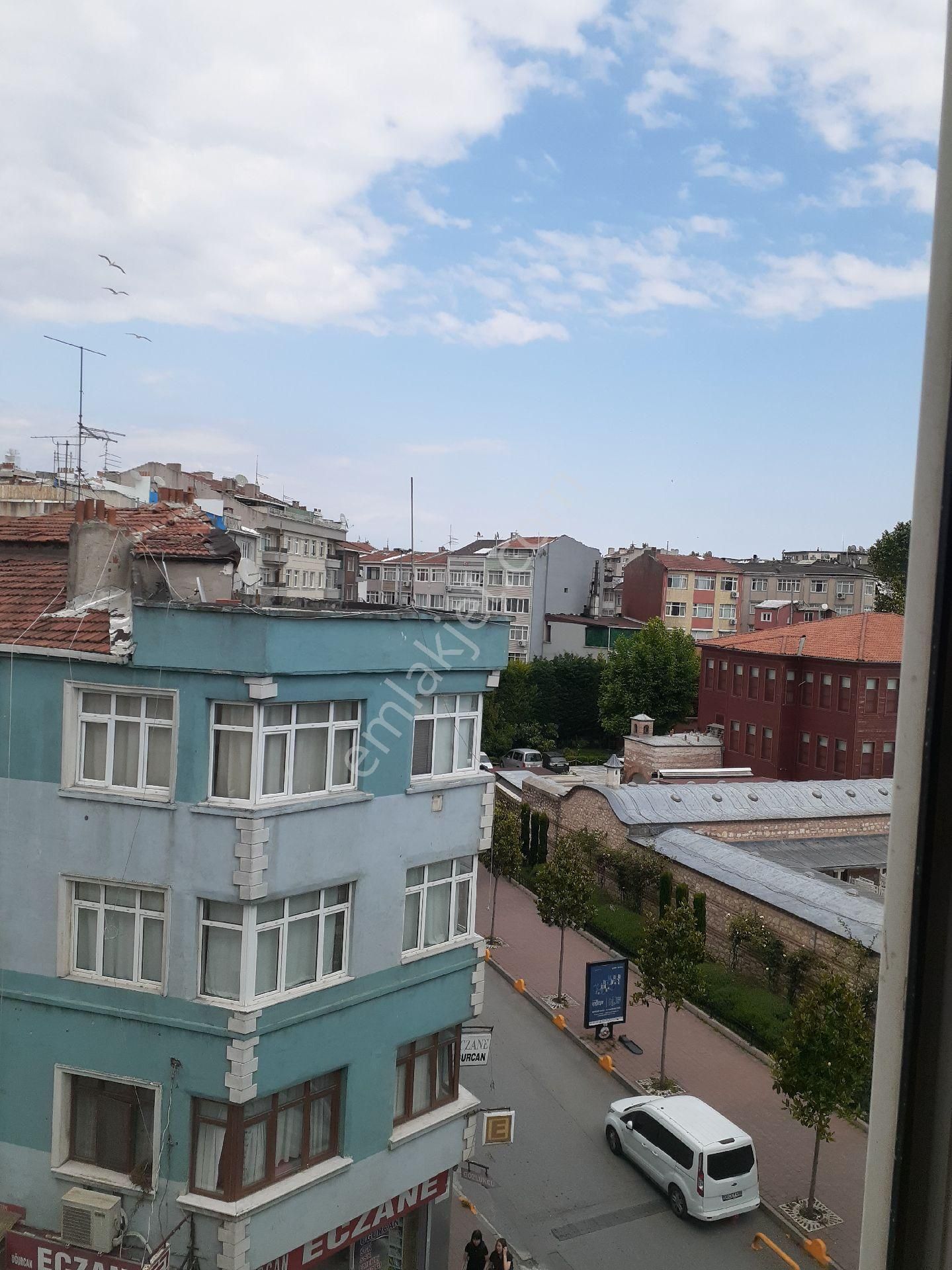 Fatih Kocamustafapaşa Sümbülefendi Cadde Üzerinde Boş ... - Görsel 7