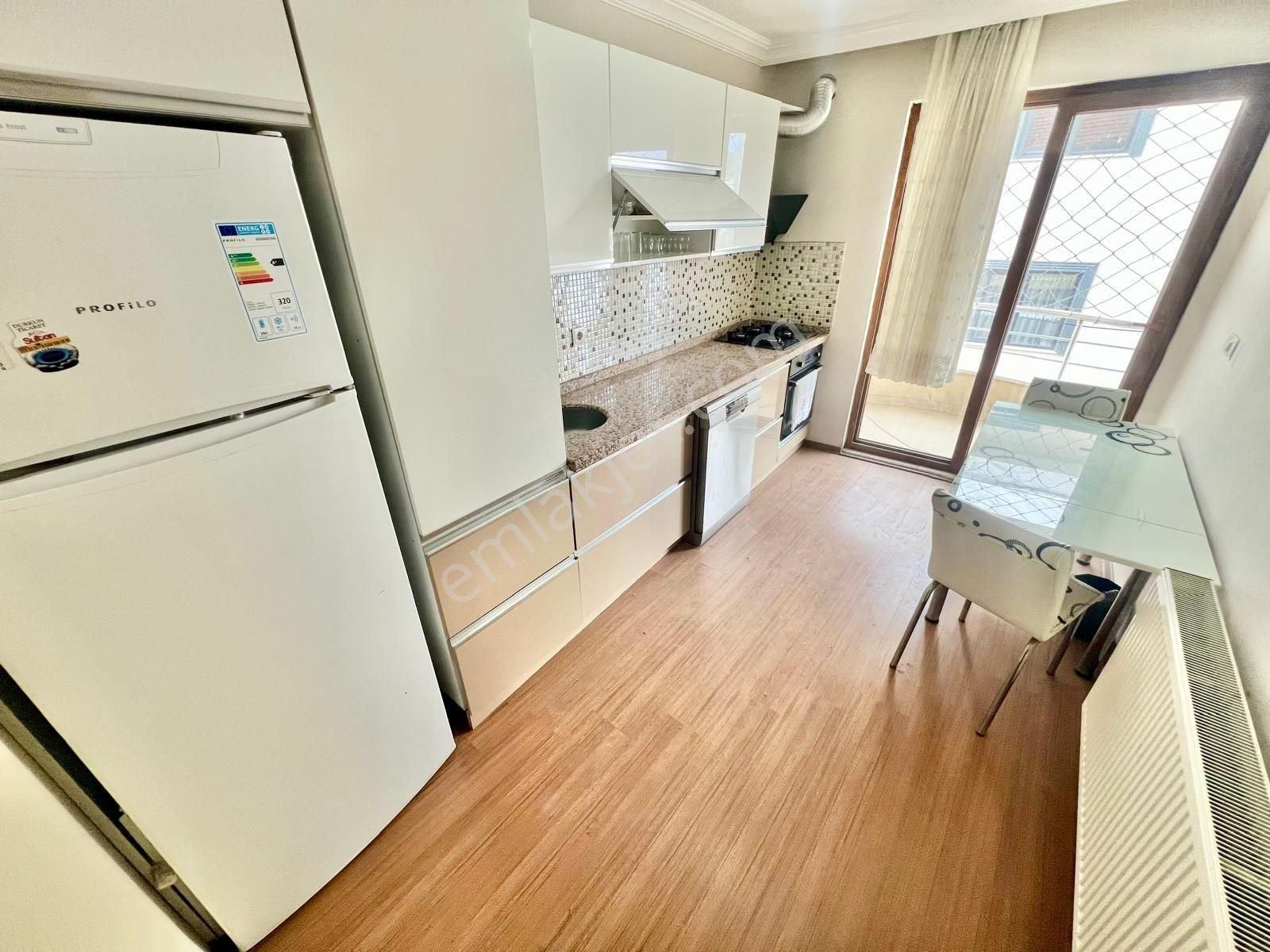 Yükselden Kadıköyde Kaçmaz Fiyata Ayrı Mutfak 2+1 Satılık Daire