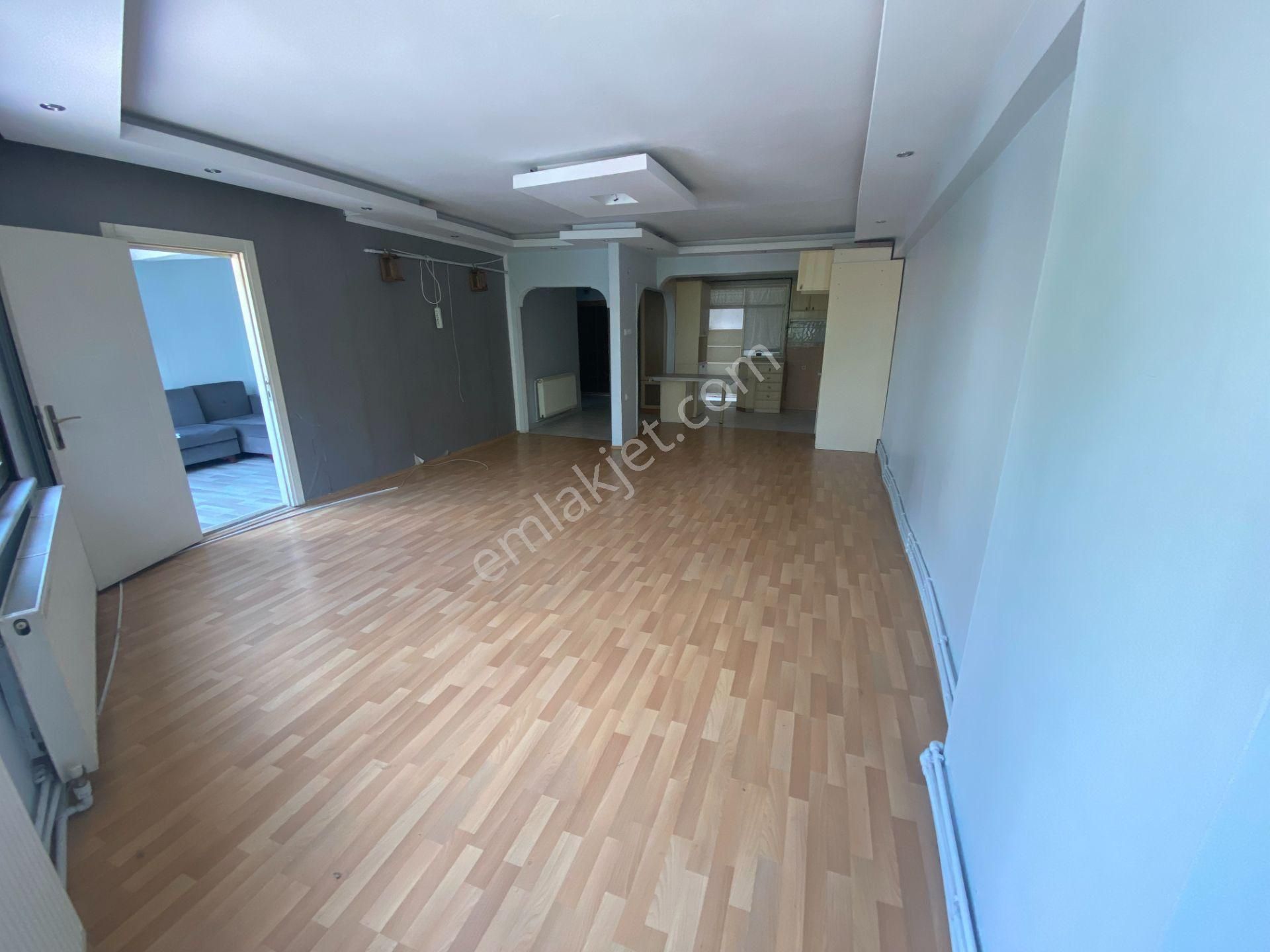 Lidya Emlak'tan 2+1 110m2 Ara Kat Kiralık Daire