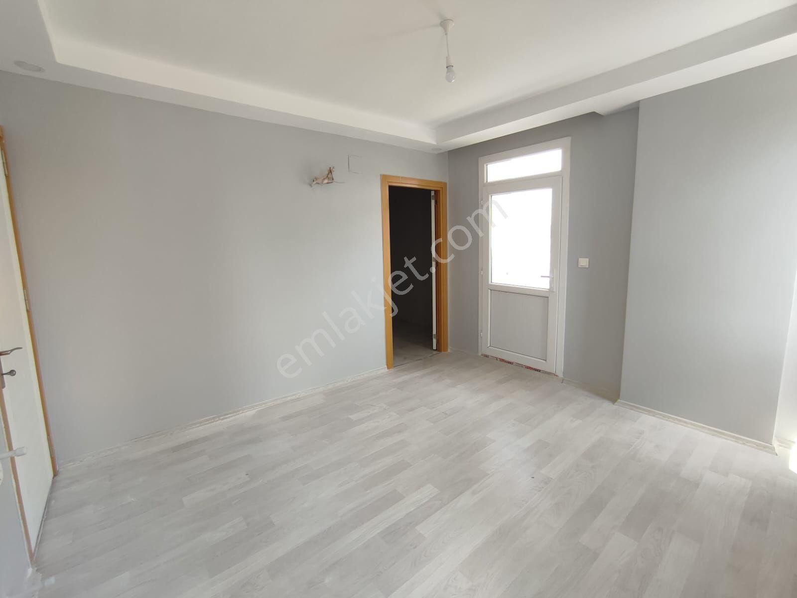 Çarkıpare'de 2+1 Kapalı Mutfak Geniş Daire