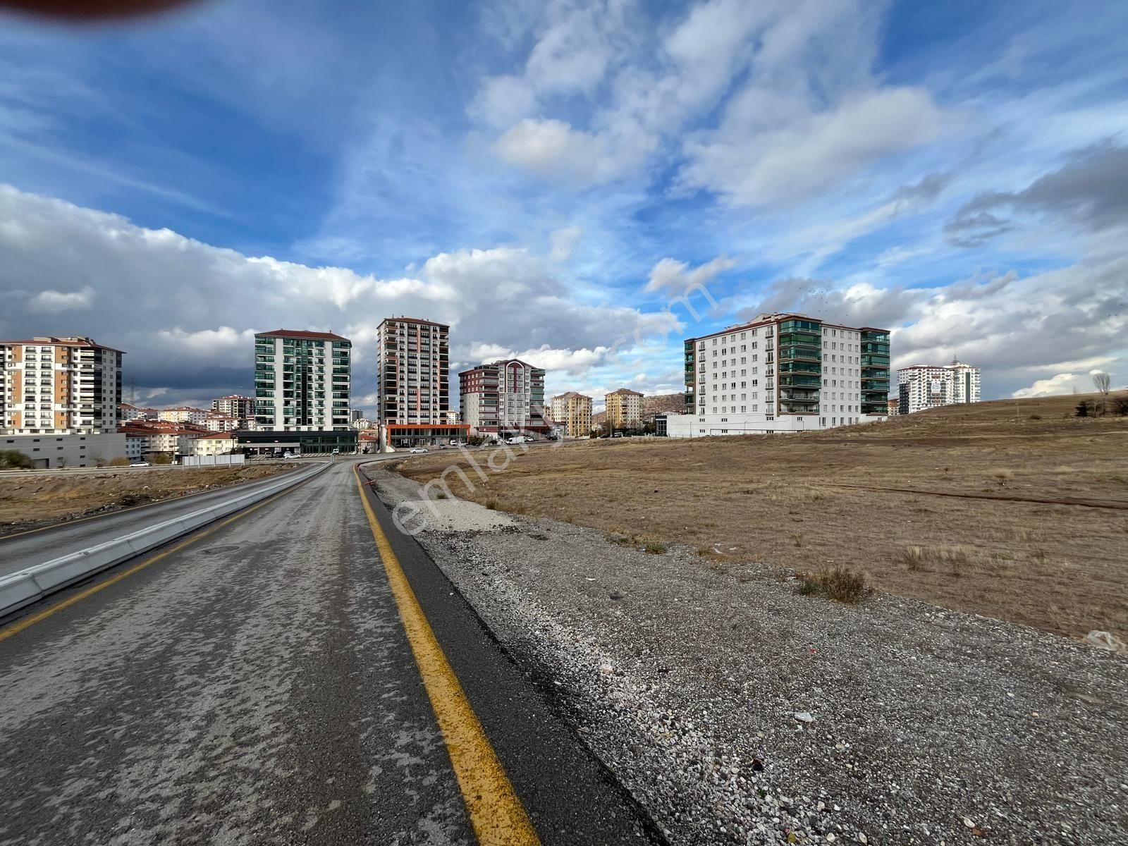 Karapürçek Devlet Hastanesi Kızılca Konut Arsası 650m2 İmarli Hısse Tapulu