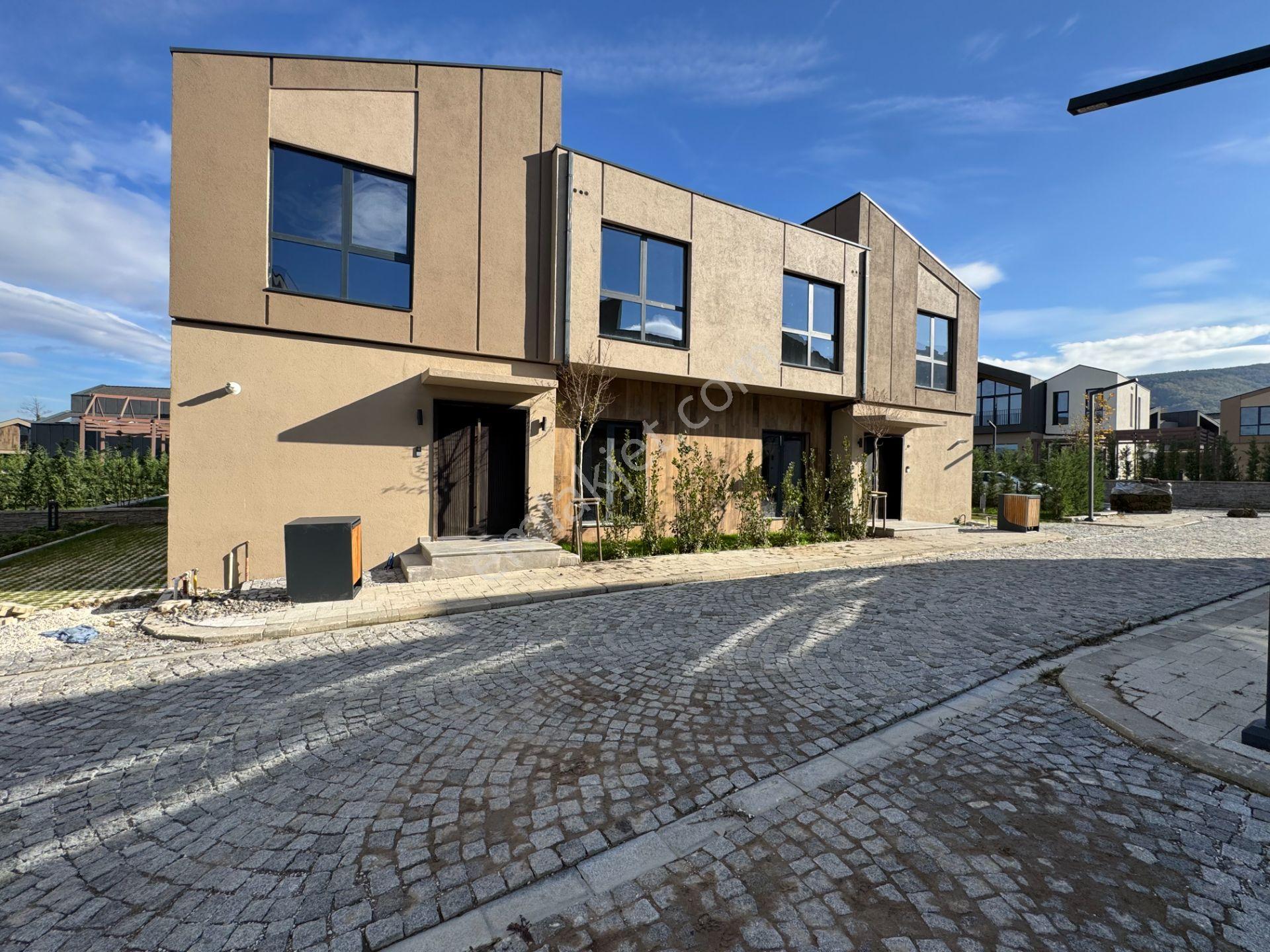 Nef Sapanca’da Müstakil Yüzme Havuzlu Villa - Görsel 12