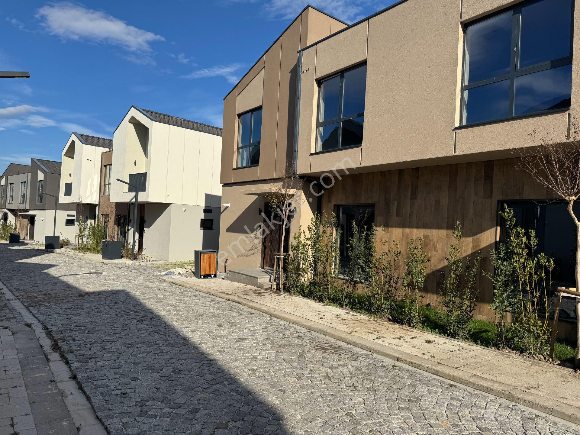 Nef Sapanca’da Müstakil Yüzme Havuzlu Villa - Görsel 5