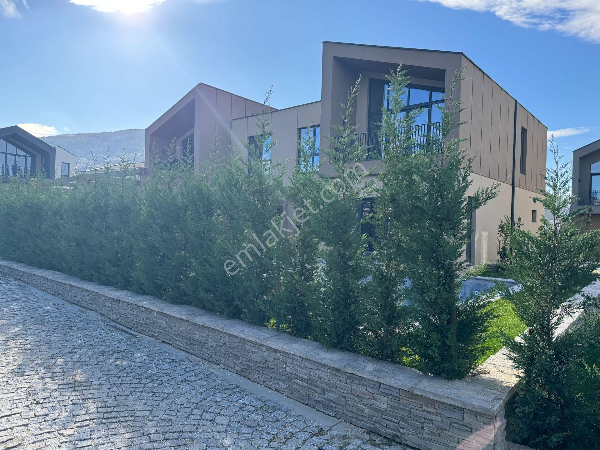 Nef Sapanca’da Müstakil Yüzme Havuzlu Villa - Görsel 4