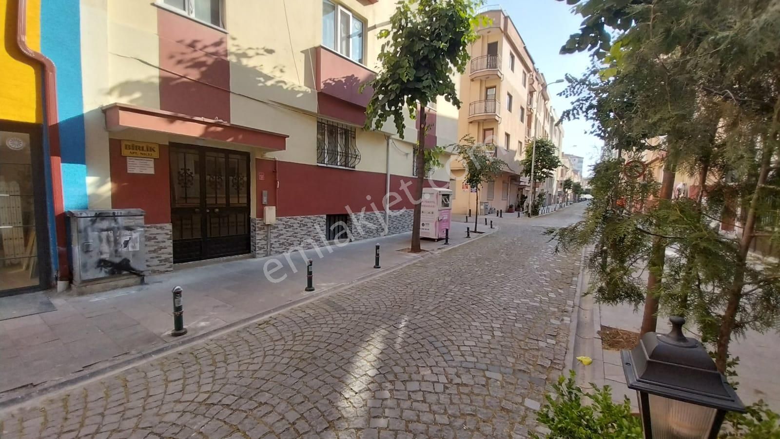 Adalar'da İyi Bir Lokasyonda Bulunan Arakat 3+1 Satılık Daire