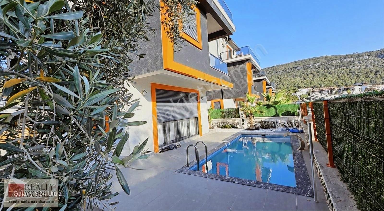 Didim Akbük'de Kiralık Eşyalı Havuzlu Müstakil Villa