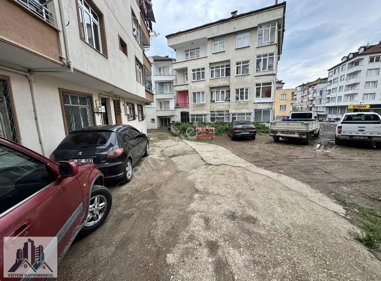 Vızyon'dan Satılık Millet Bahçesi Yani Daire