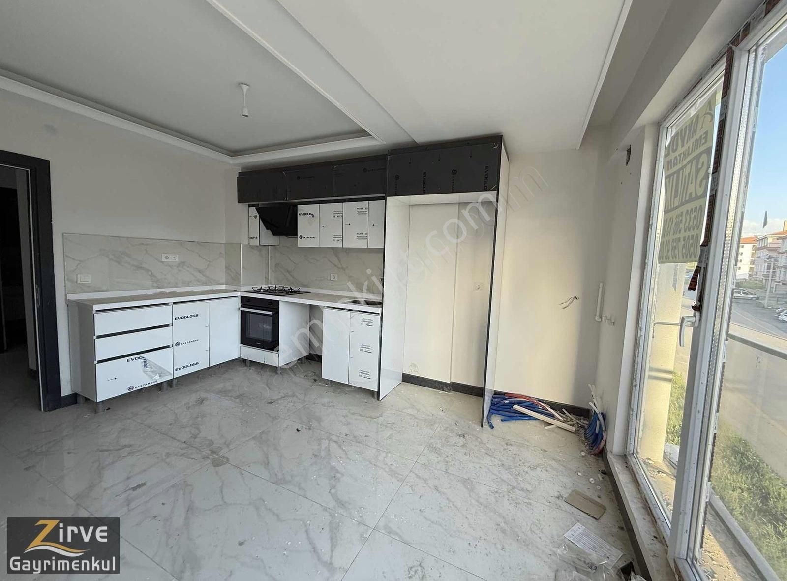 Zirve'den Çarşı Merkezde Teras Balkon 3+1 Ara Kat Sıfır Daire!