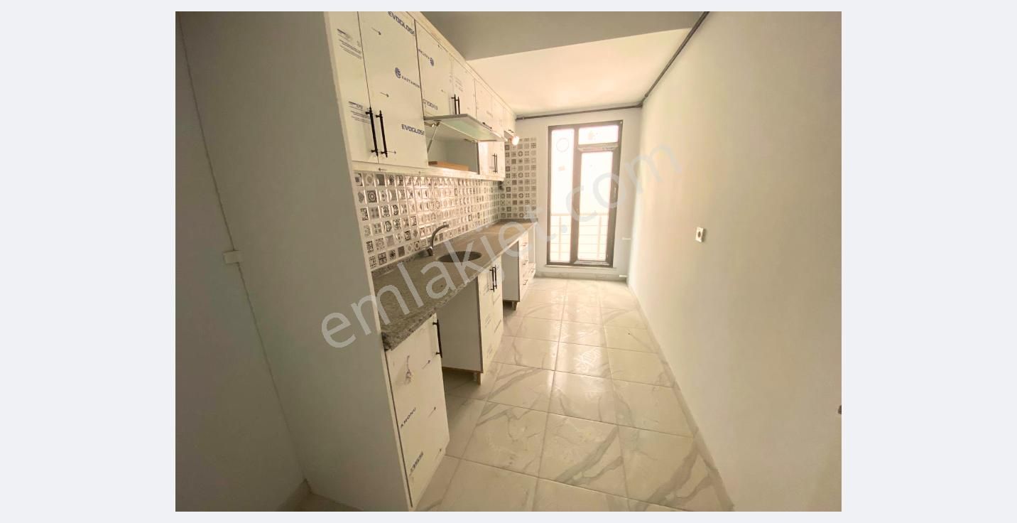 Beylikdüzü Yakuplu Mahallesi 3+2 Dubleks Satılık Sıfır Lüx Daire