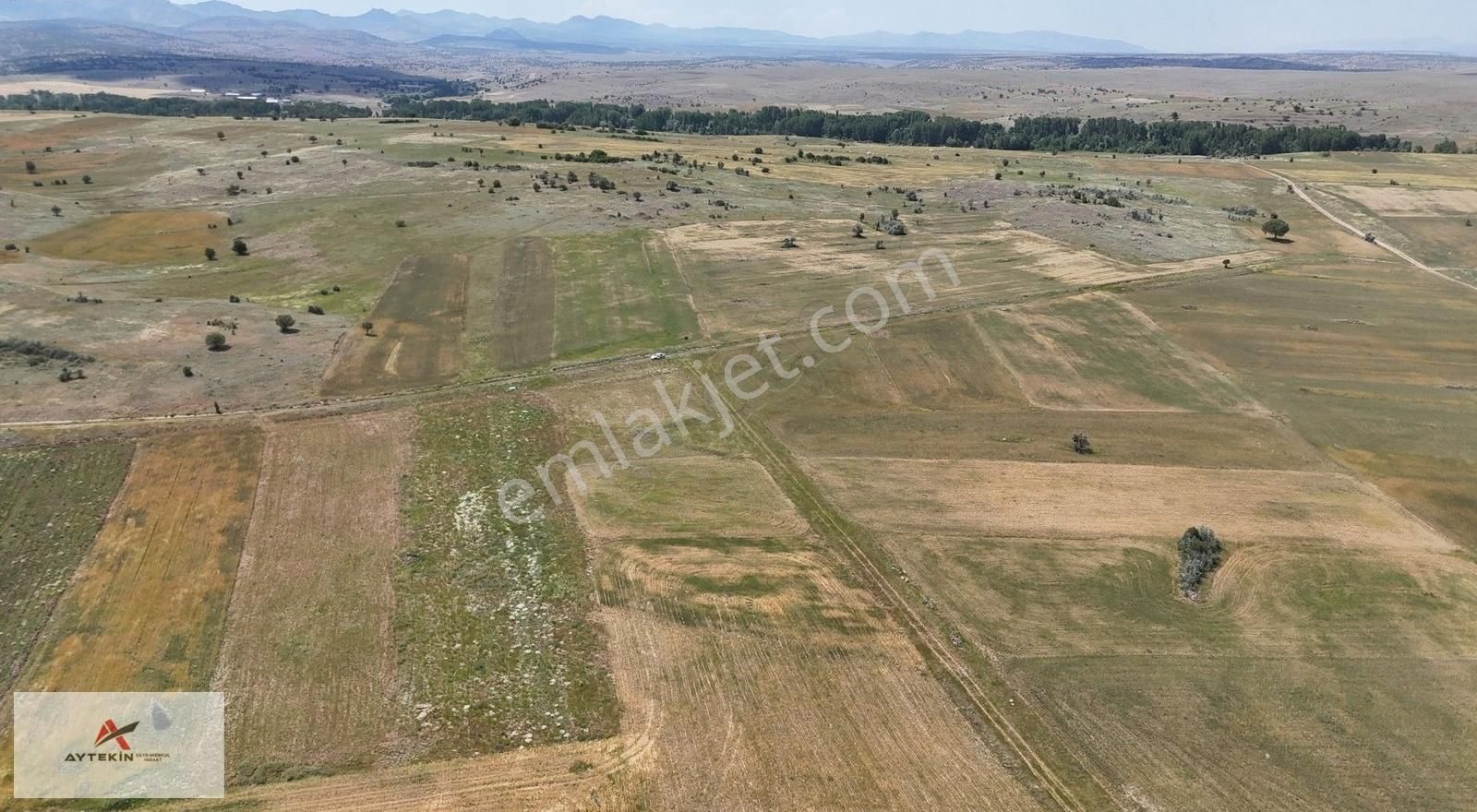 Sulanır Tülce De 1777 M² Tarla / Konya / Akören