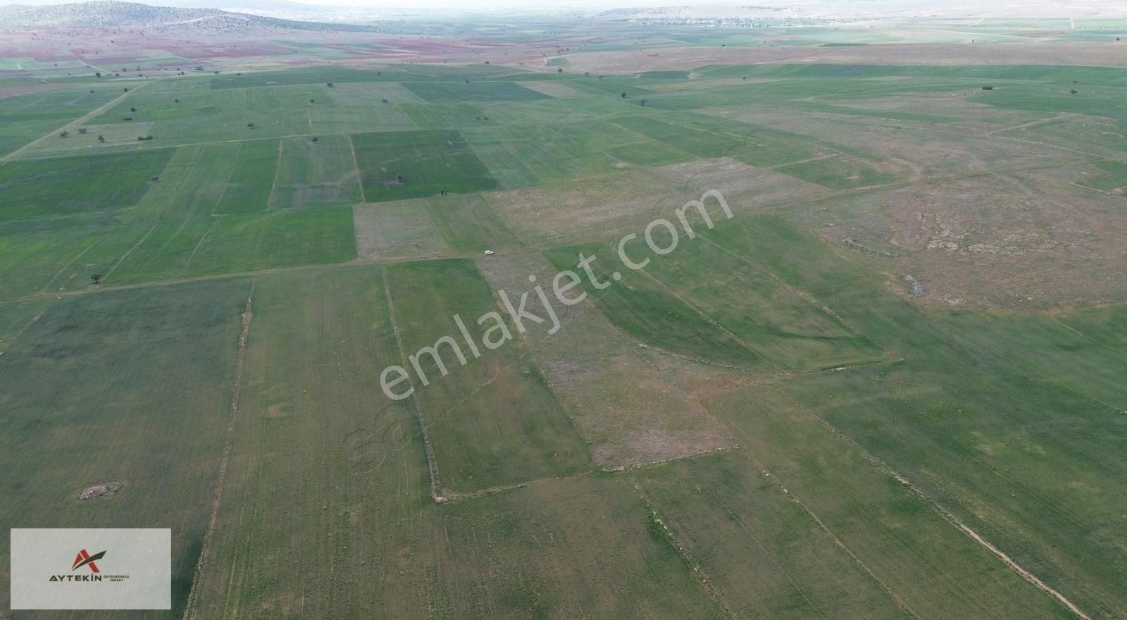 Akören Orhaniye Mah.de 7496 M² Tarla / Konya
