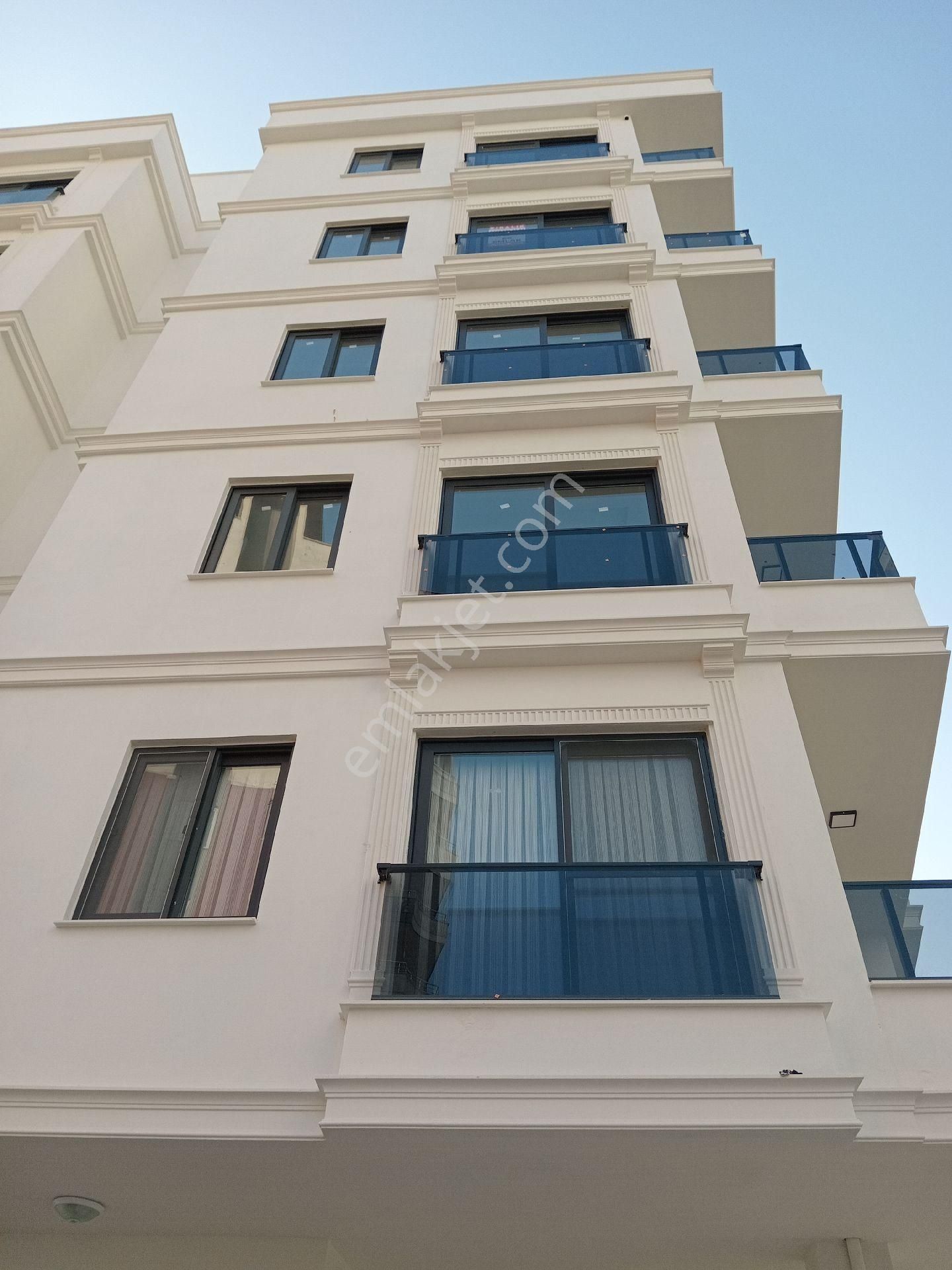 Mersin Erdemli Türbe Mahallesinde 1+1 Kiralık Eşyasız Daire