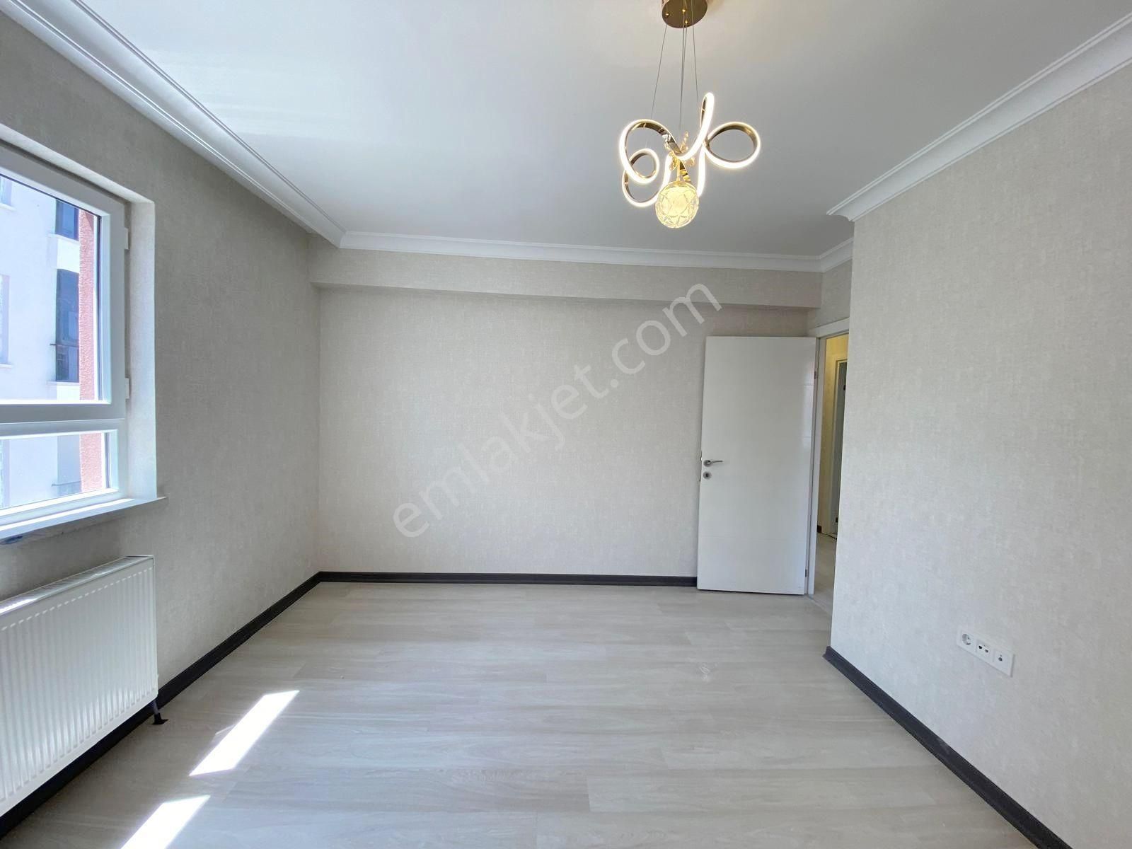 Öz'maşallah.dan Çift Banyolu Teras Balkon Arakat Kaçmaz 3+1 - Görsel 15