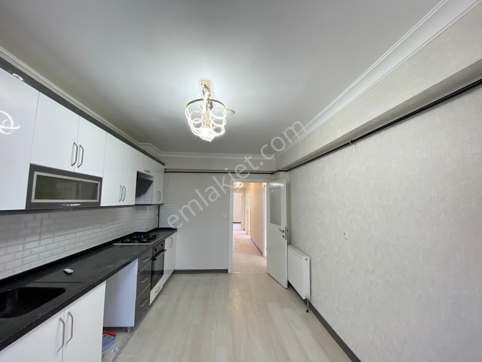 Öz'maşallah.dan Çift Banyolu Teras Balkon Arakat Kaçmaz 3+1 - Görsel 23