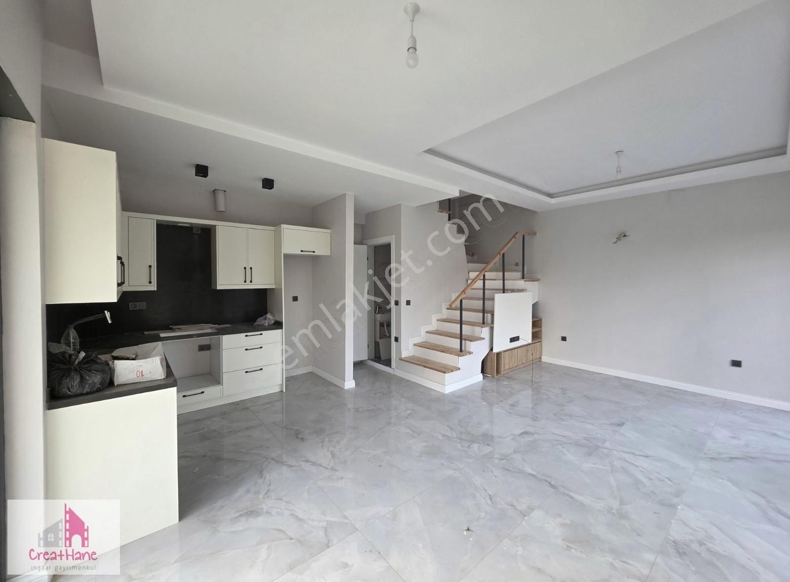 Yetkılı Ofıs - Havuzlu Sitede Yeni 2+1 Müstakil Villa - Görsel 18