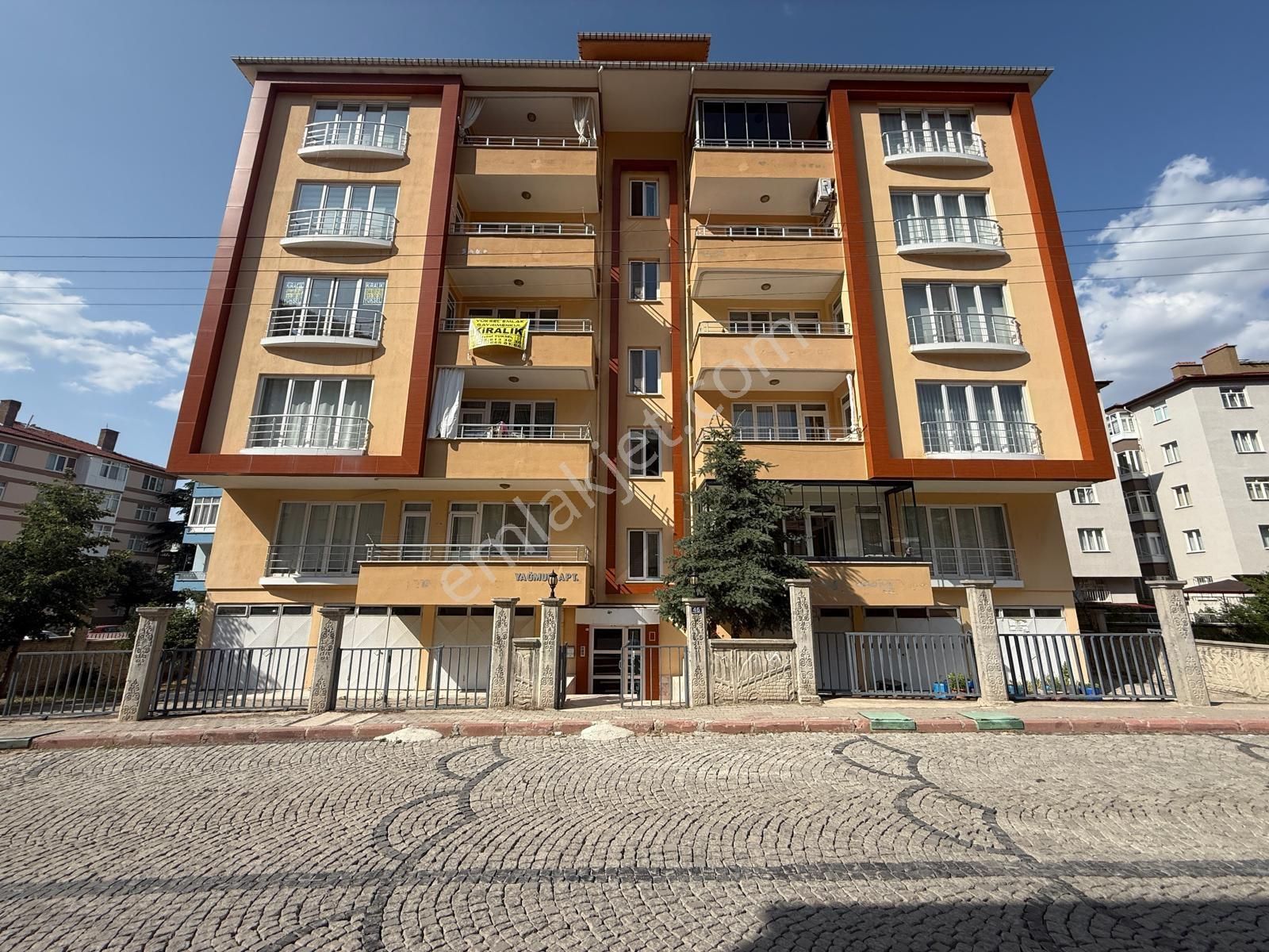 Yüksel Emlaktan Yıldırım Mahallesinde Kiralık Daire
